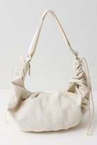 【ウィムガゼット/Whim Gazette】の【THE PAUSE】ギャザーショルダーBAG 人気、トレンドファッション・服の通販 founy(ファニー) ファッション Fashion レディースファッション Fashion for Women バッグ Bags ヴィンテージ Vintage Style ギャザー Gathered, Ruffled グラデーション Gradient, Ombre ショルダー Shoulder, Shoulder Strap シルバー Silver, Metallic Silver ポケット Pocket, Pocket Detail ワーク Workwear, Utility Style A/W・秋冬 Autumn/Winter 2025年 2025 2025-2026秋冬・A/W Autumn/Winter 2025–26 AW25–26 thumbnail アイボリー|ID: prp329100004640918 ipo3291000000033462569