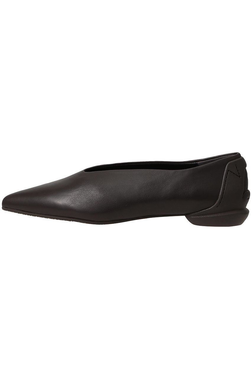 【シセイ/SHISEI】のPOINTED SLIT PUMPS(レイン対応) 人気、トレンドファッション・服の通販 founy(ファニー) 　ファッション　Fashion　レディースファッション　Fashion for Women　2025年　2025　2025-2026秋冬・A/W　Autumn/Winter 2025–26 AW25–26　シューズ　Shoes, Footwear　スタイリッシュ　Stylish, Fashionable　スリット　Slit, Slit Detail　フォルム　Silhouette, Form　フラット　Flat, Flat Shoes　レイン　Rain, Rainproof　A/W・秋冬　Autumn/Winter　other-3|ID: prp329100004640927 ipo3291000000033462637