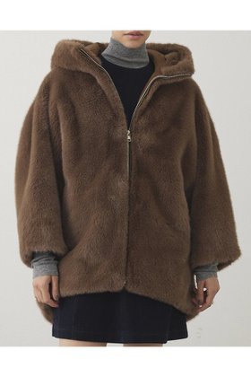 【ウィムガゼット/Whim Gazette】 【THE PAUSE】フェイクファードルマンコート人気、トレンドファッション・服の通販 founy(ファニー) ファッション Fashion レディースファッション Fashion for Women アウター Coat / Outerwear Collection コート・ロングコート・ピーコート Long Coats, Peacoats & More 2025年 2025 2025-2026秋冬・A/W Autumn/Winter 2025–26 AW25–26 おすすめ Recommended / Our Picks インナー Innerwear ショート Short, Short Length バランス Balance, Style Balance フェイクファー Faux Fur, Imitation Fur ブレスレット Bracelet, Wristband ボンディング Bonding, Bonded Fabric ラグジュアリー Luxury, Elegant A/W・秋冬 Autumn/Winter |ID:prp329100004640936