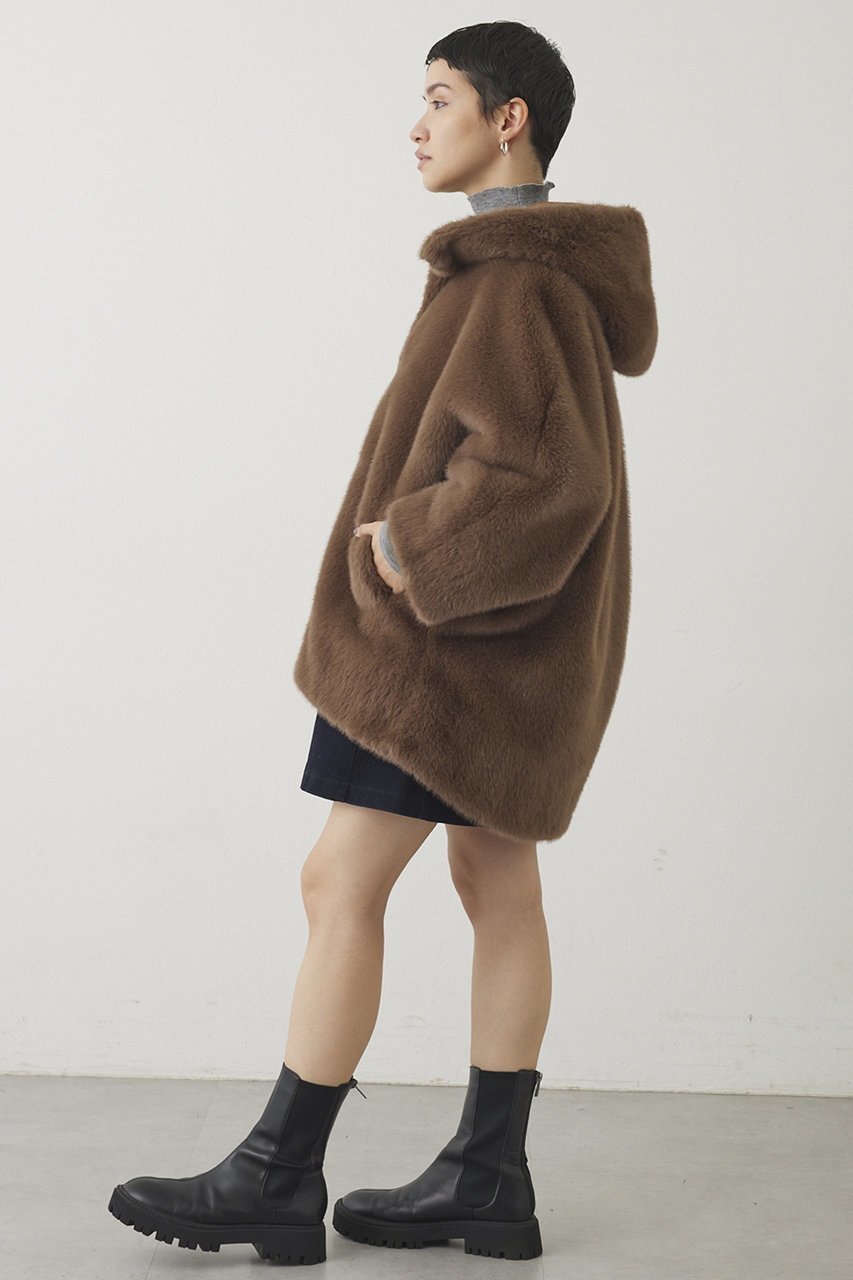 【ウィムガゼット/Whim Gazette】の【THE PAUSE】フェイクファードルマンコート 人気、トレンドファッション・服の通販 founy(ファニー) 　ファッション　Fashion　レディースファッション　Fashion for Women　アウター　Coat / Outerwear Collection　コート・ロングコート・ピーコート　Long Coats, Peacoats & More　おすすめ　Recommended / Our Picks　インナー　Innerwear　ショート　Short, Short Length　バランス　Balance, Style Balance　フェイクファー　Faux Fur, Imitation Fur　ブレスレット　Bracelet, Wristband　ボンディング　Bonding, Bonded Fabric　ラグジュアリー　Luxury, Elegant　other-3|ID: prp329100004640936 ipo3291000000035504717