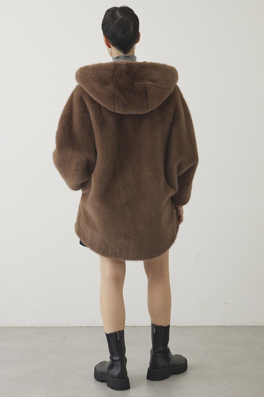【ウィムガゼット/Whim Gazette】の【THE PAUSE】フェイクファードルマンコート 人気、トレンドファッション・服の通販 founy(ファニー) 　ファッション　Fashion　レディースファッション　Fashion for Women　アウター　Coat / Outerwear Collection　コート・ロングコート・ピーコート　Long Coats, Peacoats & More　おすすめ　Recommended / Our Picks　インナー　Innerwear　ショート　Short, Short Length　バランス　Balance, Style Balance　フェイクファー　Faux Fur, Imitation Fur　ブレスレット　Bracelet, Wristband　ボンディング　Bonding, Bonded Fabric　ラグジュアリー　Luxury, Elegant　other-4|ID: prp329100004640936 ipo3291000000035504718