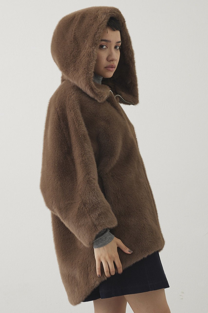 【ウィムガゼット/Whim Gazette】の【THE PAUSE】フェイクファードルマンコート 人気、トレンドファッション・服の通販 founy(ファニー) 　ファッション　Fashion　レディースファッション　Fashion for Women　アウター　Coat / Outerwear Collection　コート・ロングコート・ピーコート　Long Coats, Peacoats & More　おすすめ　Recommended / Our Picks　インナー　Innerwear　ショート　Short, Short Length　バランス　Balance, Style Balance　フェイクファー　Faux Fur, Imitation Fur　ブレスレット　Bracelet, Wristband　ボンディング　Bonding, Bonded Fabric　ラグジュアリー　Luxury, Elegant　other-5|ID: prp329100004640936 ipo3291000000035504719