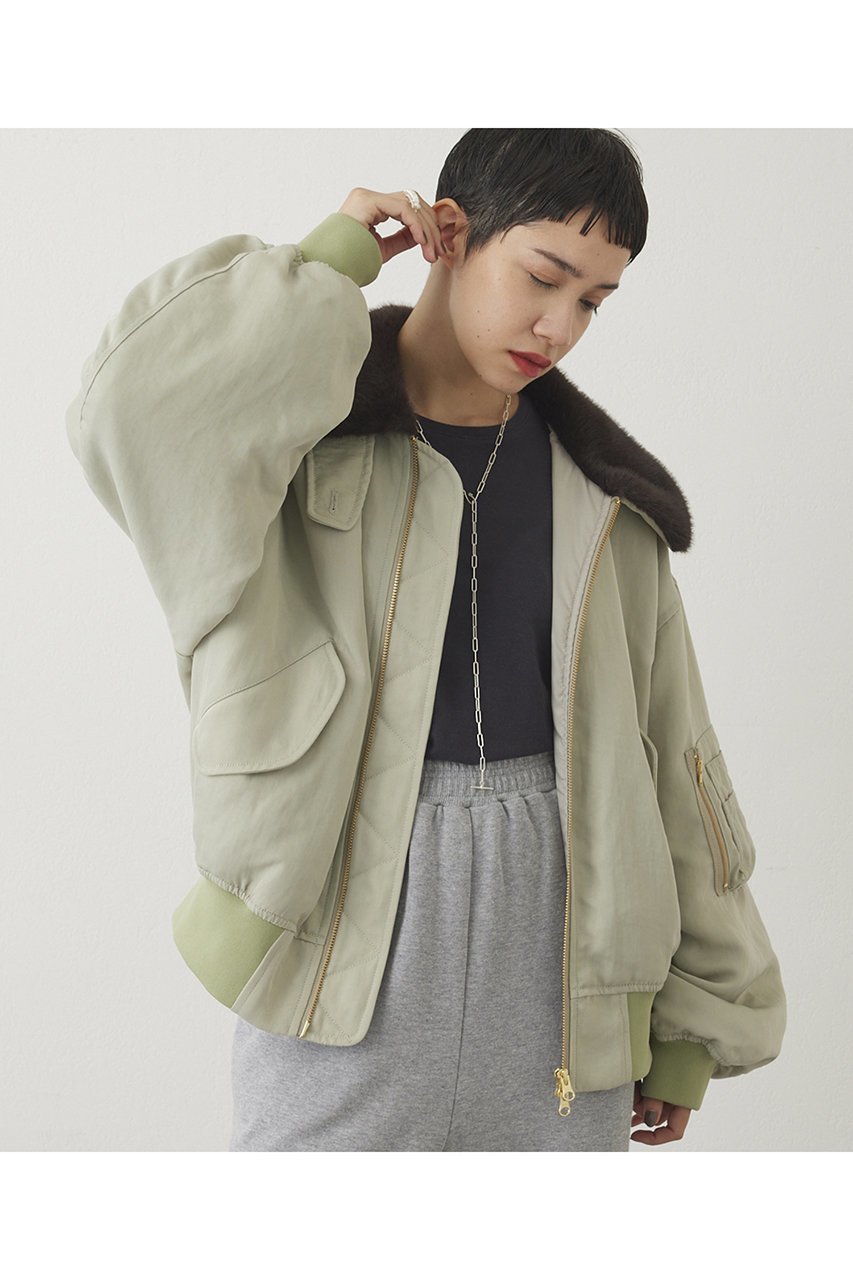 【ウィムガゼット/Whim Gazette】の【THE PAUSE】ファーカラーMA-1 人気、トレンドファッション・服の通販 founy(ファニー) 　ファッション　Fashion　レディースファッション　Fashion for Women　アウター　Coat / Outerwear Collection　レディースジャケット・軽アウター　Jackets　ブルゾンジャケット・スポーティアウター　Blouson Jackets　MA-1ジャケット　MA-1 Bomber Jackets / Flight Jackets　2025年　2025　2025-2026秋冬・A/W　Autumn/Winter 2025–26 AW25–26　おすすめ　Recommended / Our Picks　ギャザー　Gathered, Ruffled　ジャケット　Jacket, Outerwear　スタンド　Stand Collar, Upright Stand　バランス　Balance, Style Balance　フェイクファー　Faux Fur, Imitation Fur　フェミニン　Feminine, Girly　ブルゾン　Blouson, Bomber Jacket　A/W・秋冬　Autumn/Winter　防寒　Cold Protection, Winter-Ready　other-5|ID: prp329100004640937 ipo3291000000033462766