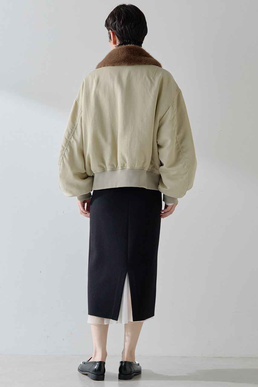 【ウィムガゼット/Whim Gazette】の【THE PAUSE】ファーカラーMA-1 人気、トレンドファッション・服の通販 founy(ファニー) 　ファッション　Fashion　レディースファッション　Fashion for Women　アウター　Coat / Outerwear Collection　レディースジャケット・軽アウター　Jackets　ブルゾンジャケット・スポーティアウター　Blouson Jackets　MA-1ジャケット　MA-1 Bomber Jackets / Flight Jackets　おすすめ　Recommended / Our Picks　ギャザー　Gathered, Ruffled　ジャケット　Jacket, Outerwear　スタンド　Stand Collar, Upright Stand　バランス　Balance, Style Balance　フェイクファー　Faux Fur, Imitation Fur　フェミニン　Feminine, Girly　ブルゾン　Blouson, Bomber Jacket　防寒　Cold Protection, Winter-Ready　other-4|ID: prp329100004640937 ipo3291000000035504727