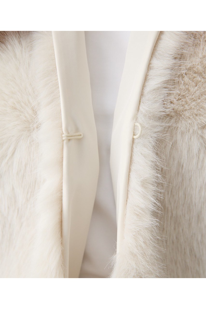 【ウィムガゼット/Whim Gazette】の【THE PAUSE】フェイクファークルーネックジレ 人気、トレンドファッション・服の通販 founy(ファニー) 　ファッション　Fashion　レディースファッション　Fashion for Women　アウター　Coat / Outerwear Collection　レディースジャケット・軽アウター　Jackets　おすすめ　Recommended / Our Picks　ジャケット　Jacket, Outerwear　フェイクファー　Faux Fur, Imitation Fur　フォックス　Fox, Fox Fur　フロント　Front, Front Design　ベスト　Vest, Waistcoat　ボトム　Bottoms, Lower Wear　ミドル　Middle Length, Mid Height　エレガント 上品　Elegant　other-6|ID: prp329100004640938 ipo3291000000035860313