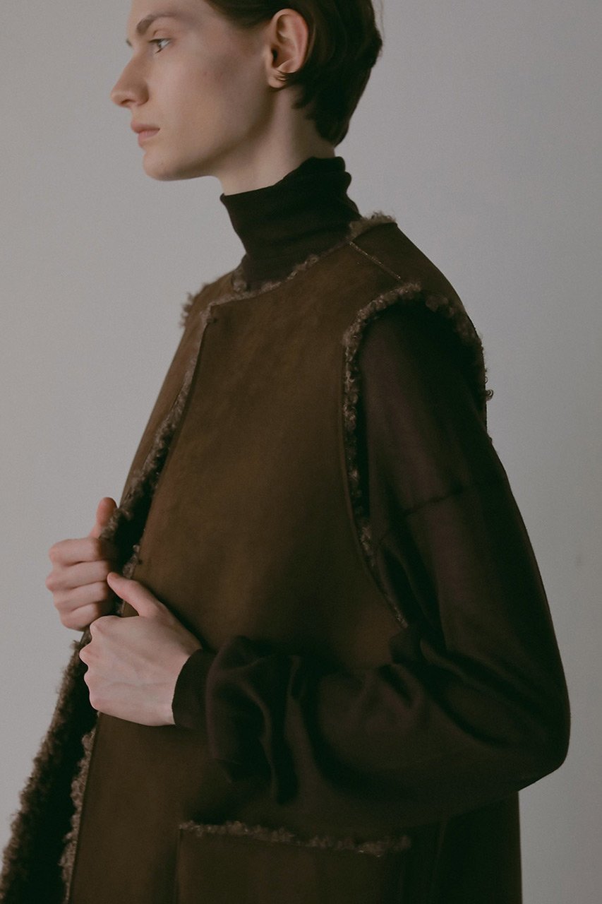 【ハー/HER.】の【8/21 12:00販売開始】フェイクファーベスト 人気、トレンドファッション・服の通販 founy(ファニー) 　ファッション　Fashion　レディースファッション　Fashion for Women　アウター　Coat / Outerwear Collection　レディースジャケット・軽アウター　Jackets　2025年　2025　2025-2026秋冬・A/W　Autumn/Winter 2025–26 AW25–26　カットソー　Cut and Sewn Top　シンプル　Simple, Minimal　ジャケット　Jacket, Outerwear　ベスト　Vest, Waistcoat　秋　Autumn　A/W・秋冬　Autumn/Winter　other-7|ID: prp329100004641624 ipo3291000000033474081