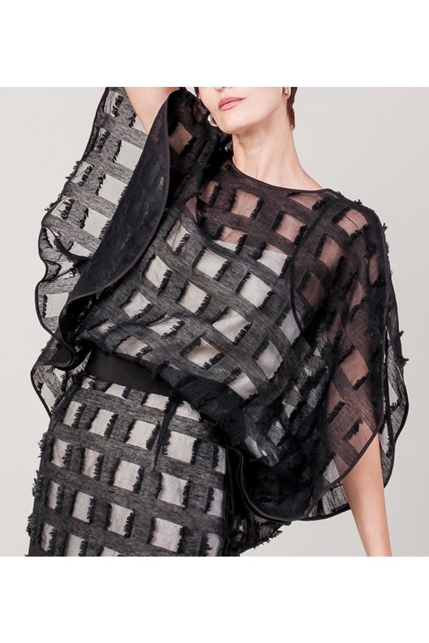 【ドメル/DOMELLE】のシルク ジャカード オーガンジー ブラウス 人気、トレンドファッション・服の通販 founy(ファニー) 　ファッション　Fashion　レディースファッション　Fashion for Women　トップス・カットソー　Cut & Sew Tops　シャツ・ブラウス・オフィスカジュアル　Elegant Blouses & Button-Ups　2025年　2025　2025-2026秋冬・A/W　Autumn/Winter 2025–26 AW25–26　おすすめ　Recommended / Our Picks　インナー　Innerwear　オーガンジー　Organza Fabric　シルク　Silk, 100% Silk　ジャカード／ジャガード　Jacquard, Woven Pattern　スリーブ　Sleeve, Long Sleeve / Short Sleeve　バルーン　Balloon, Balloon Silhouette　パイピング　Piping, Trim Design　ブロック　Block, Solid Block Pattern　ボトム　Bottoms, Lower Wear　ロング　Long, Long-Length　ワイド　Wide, Wide Fit　A/W・秋冬　Autumn/Winter　other-8|ID: prp329100004642553 ipo3291000000033486543