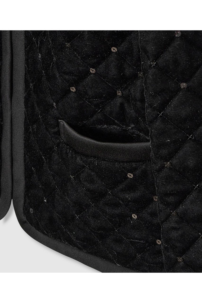 【アルアバイル/allureville】の【LOULOU WILLOUGHBY】ベロアキルティングショートジャケット 人気、トレンドファッション・服の通販 founy(ファニー) 　ファッション　Fashion　レディースファッション　Fashion for Women　アウター　Coat / Outerwear Collection　レディースジャケット・軽アウター　Jackets　キルティング　Quilted, Quilting　ジャケット　Jacket, Outerwear　スパンコール　Sequins, Sequin Embellishment　トリミング　Trimming, Decorative Edge　フォルム　Silhouette, Form　ベロア　Velour, Soft Velvet　ポケット　Pocket, Pocket Detail　ラグジュアリー　Luxury, Elegant　other-5|ID: prp329100004643581 ipo3291000000035947437