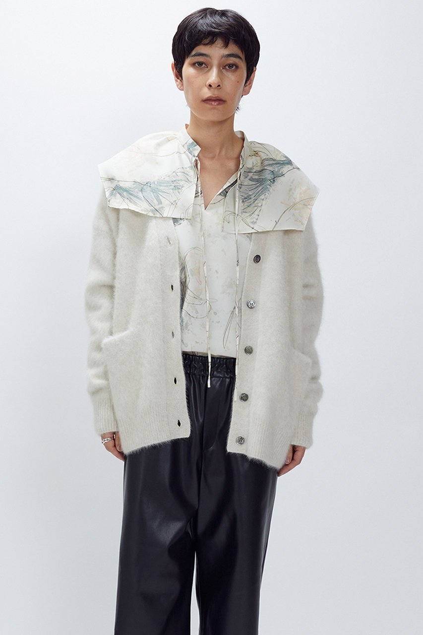 【プルミエ アロンディスモン/1er Arrondissement】のFOXカシミアカーディガン インテリア・キッズ・メンズ・レディースファッション・服の通販 founy(ファニー) 　ファッション　Fashion　レディースファッション　Fashion for Women　トップス・カットソー　Cut & Sew Tops　ニット　Knit Tops & Sweaters　カーディガン・羽織り　Layered Style Cardigans　カーディガン　Cardigan, Knitwear　シンプル　Simple, Minimal　ロング　Long, Long-Length　A/W・秋冬　Autumn/Winter　ベージュ|ID: prp329100004643591 ipo3291000000033744850