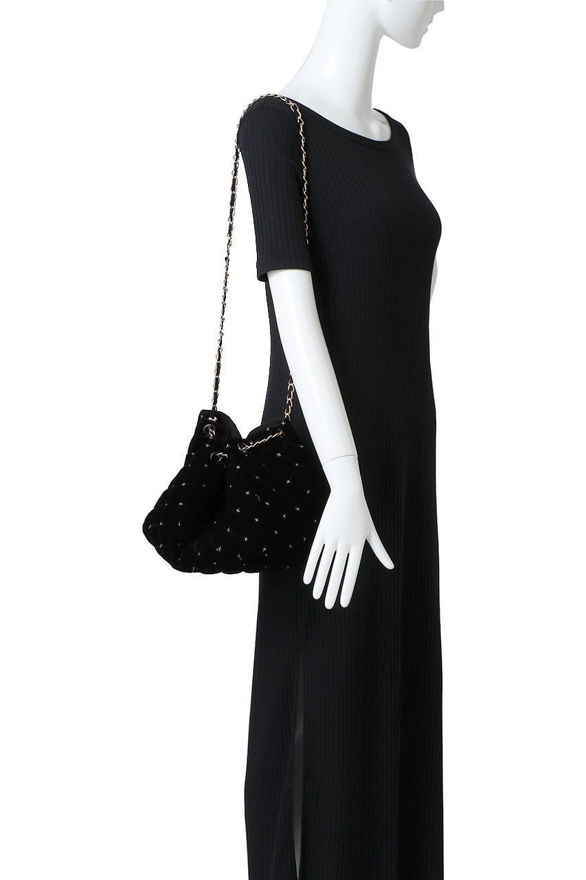 【マリュス/MALUS】の【ELLE SHOP限定】2WAY ベルベット ショルダーバッグ 人気、トレンドファッション・服の通販 founy(ファニー) 　ファッション　Fashion　レディースファッション　Fashion for Women　バッグ　Bags　2025年　2025　2025-2026秋冬・A/W　Autumn/Winter 2025–26 AW25–26　チェーン　Chain, Chain Strap　パーティ　Party, Party Style　ベルベット　Velvet, Velvety　リュクス　Luxury, Elegant, High-End, Chic　A/W・秋冬　Autumn/Winter　other-7|ID: prp329100004644390 ipo3291000000033510105