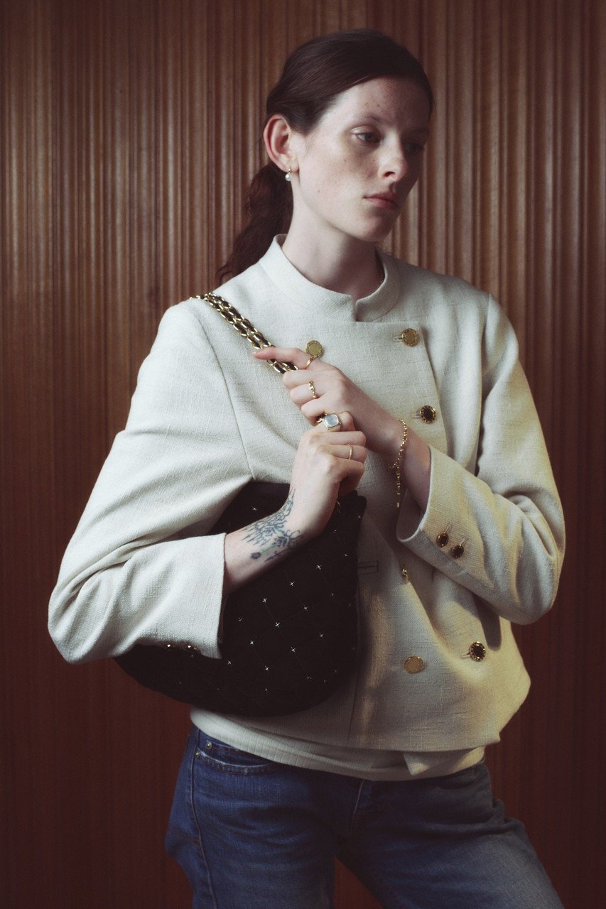 【マリュス/MALUS】の【ELLE SHOP限定】2WAY ベルベット ショルダーバッグ 人気、トレンドファッション・服の通販 founy(ファニー) 　ファッション　Fashion　レディースファッション　Fashion for Women　バッグ　Bags　2025年　2025　2025-2026秋冬・A/W　Autumn/Winter 2025–26 AW25–26　チェーン　Chain, Chain Strap　パーティ　Party, Party Style　ベルベット　Velvet, Velvety　リュクス　Luxury, Elegant, High-End, Chic　A/W・秋冬　Autumn/Winter　other-8|ID: prp329100004644390 ipo3291000000033510106