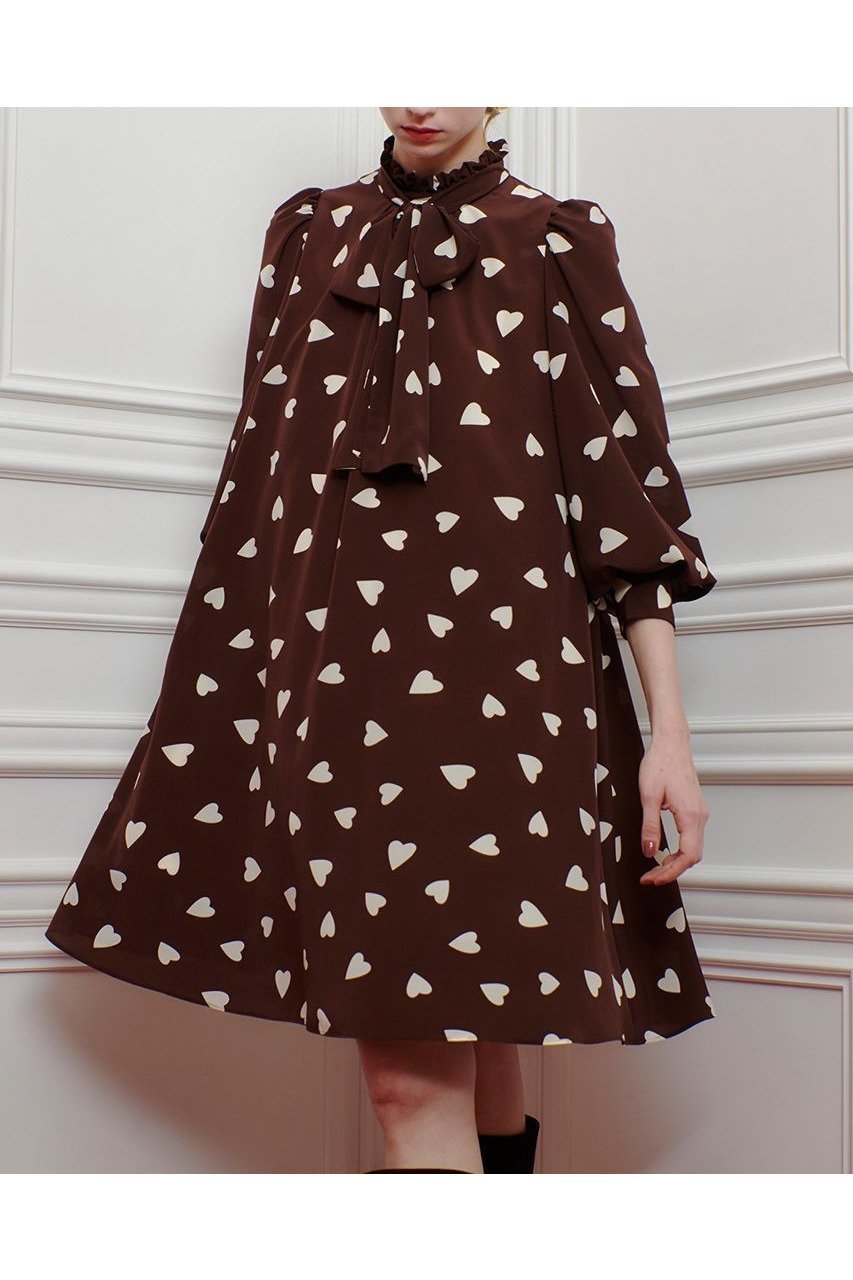 【アルアバイル/allureville】の【LOULOU WILLOUGHBY】デシンハートプリントフラッパーワンピース 人気、トレンドファッション・服の通販 founy(ファニー) 　ファッション　Fashion　レディースファッション　Fashion for Women　ワンピース　Dresses　チュニック　Tunic Tops & Dresses　2025年　2025　2025-2026秋冬・A/W　Autumn/Winter 2025–26 AW25–26　チュニック　Tunic, Long Top　フェミニン　Feminine, Girly　フリル　Frill, Ruffle　プリント　Print, Printed Pattern　リボン　Ribbon, Bow　A/W・秋冬　Autumn/Winter　other-5|ID: prp329100004644407 ipo3291000000033510232