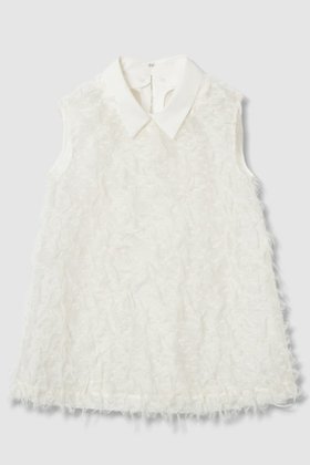 【アナイ/ANAYI】のフェザーカットジャガード ブラウス 人気、トレンドファッション・服の通販 founy(ファニー) ファッション Fashion レディースファッション Fashion for Women トップス・カットソー Cut & Sew Tops キャミソール&ノースリーブ Camisoles & Sleeveless Tops シャツ・ブラウス・オフィスカジュアル Elegant Blouses & Button-Ups オケージョン Occasion Wear シアー Sheer, See-Through ジャカード／ジャガード Jacquard, Woven Pattern セットアップ Set-Up, Coordinated Outfit デニム Denim, Jeans Material ノースリーブ Sleeveless, No-Sleeve フェザー Feather, Feather Detail フェミニン Feminine, Girly フォーマル Formal, Dressy フリンジ Fringe, Tassel ボトム Bottoms, Lower Wear A/W・秋冬 Autumn/Winter おすすめ Recommended / Our Picks 2025年 2025 2025-2026秋冬・A/W Autumn/Winter 2025–26 AW25–26 |ID:prp329100004644436