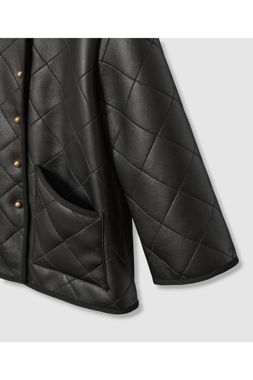 【アナイ/ANAYI】のフェイクムートンキルティングコート 人気、トレンドファッション・服の通販 founy(ファニー) ファッション Fashion レディースファッション Fashion for Women アウター Coat / Outerwear Collection コート・ロングコート・ピーコート Long Coats, Peacoats & More おすすめ Recommended / Our Picks キルト Quilt, Quilted Fabric ショート Short, Short Length スリーブ Sleeve, Long Sleeve / Short Sleeve ドット Polka Dot, Dot Pattern ハーフ Half, Half-Length フェイクレザー Faux Leather, PU Leather フロント Front, Front Design ボンディング Bonding, Bonded Fabric メタル Metal, Metal Parts A/W・秋冬 Autumn/Winter other-4|ID: prp329100004644441 ipo3291000000035966626