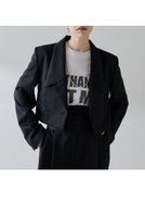 【ウィムガゼット/Whim Gazette】のウールギャバテーラージャケット 人気、トレンドファッション・服の通販 founy(ファニー) ファッション Fashion レディースファッション Fashion for Women アウター Coat / Outerwear Collection レディースジャケット・軽アウター Jackets 2025年 2025 2025-2026秋冬・A/W Autumn/Winter 2025–26 AW25–26 おすすめ Recommended / Our Picks クラシック Classic, Timeless Style クール Cool, Chic コンパクト Compact, Small Size ショート Short, Short Length ジャケット Jacket, Outerwear セットアップ Set-Up, Coordinated Outfit テーラード Tailored, Tailored Fit ドレープ Drape, Draping Fabric マニッシュ Mannish, Boyish A/W・秋冬 Autumn/Winter |ID:prp329100004644460