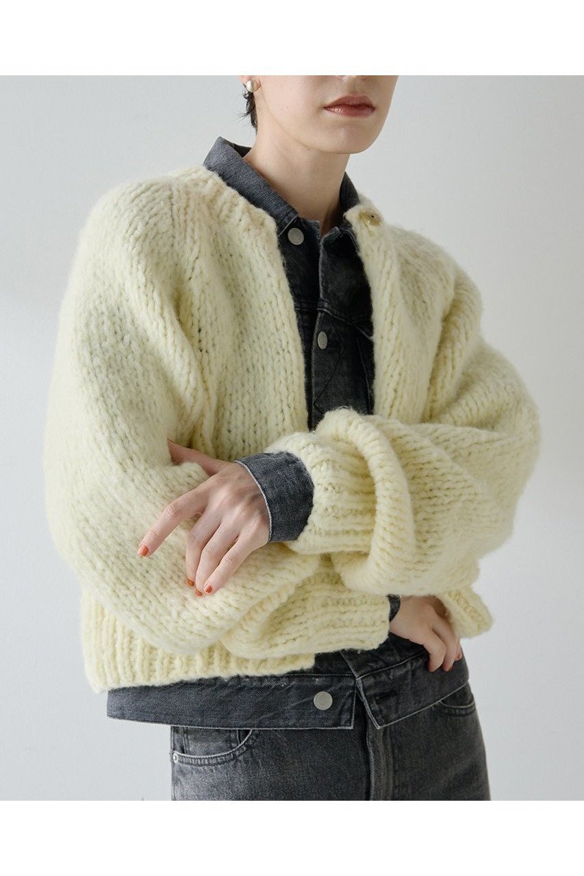 【ウィムガゼット/Whim Gazette】のハンドニットカーディガン インテリア・キッズ・メンズ・レディースファッション・服の通販 founy(ファニー) 　ファッション　Fashion　レディースファッション　Fashion for Women　トップス・カットソー　Cut & Sew Tops　ニット　Knit Tops & Sweaters　カーディガン・羽織り　Layered Style Cardigans　2025年　2025　2025-2026秋冬・A/W　Autumn/Winter 2025–26 AW25–26　イエロー　Yellow　イタリア　Italy　カーディガン　Cardigan, Knitwear　ハンド　Hand, Handmade　A/W・秋冬　Autumn/Winter　レモンイエロー|ID: prp329100004644472 ipo3291000000033510749