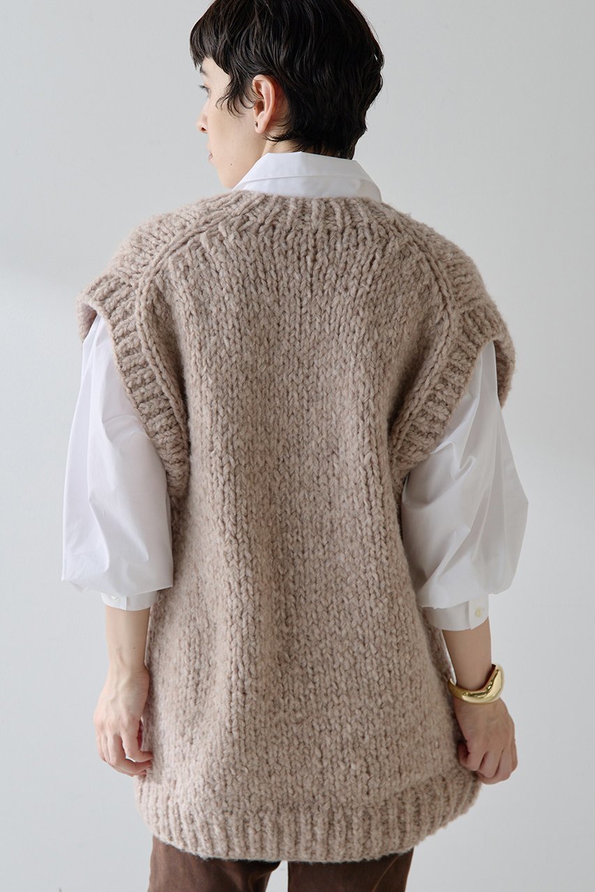 【ウィムガゼット/Whim Gazette】のハンドニットVプルオーバー 人気、トレンドファッション・服の通販 founy(ファニー) ファッション Fashion レディースファッション Fashion for Women トップス・カットソー Cut & Sew Tops ニット Knit Tops & Sweaters カジュアルプルオーバー・ニットトップス Pullovers & Knit Tops / Casual Pullovers 2025年 2025 2025-2026秋冬・A/W Autumn/Winter 2025–26 AW25–26 イタリア Italy カットソー Cut and Sewn Top ハンド Hand, Handmade ロング Long, Long-Length other-4|ID: prp329100004644473 ipo3291000000035857728