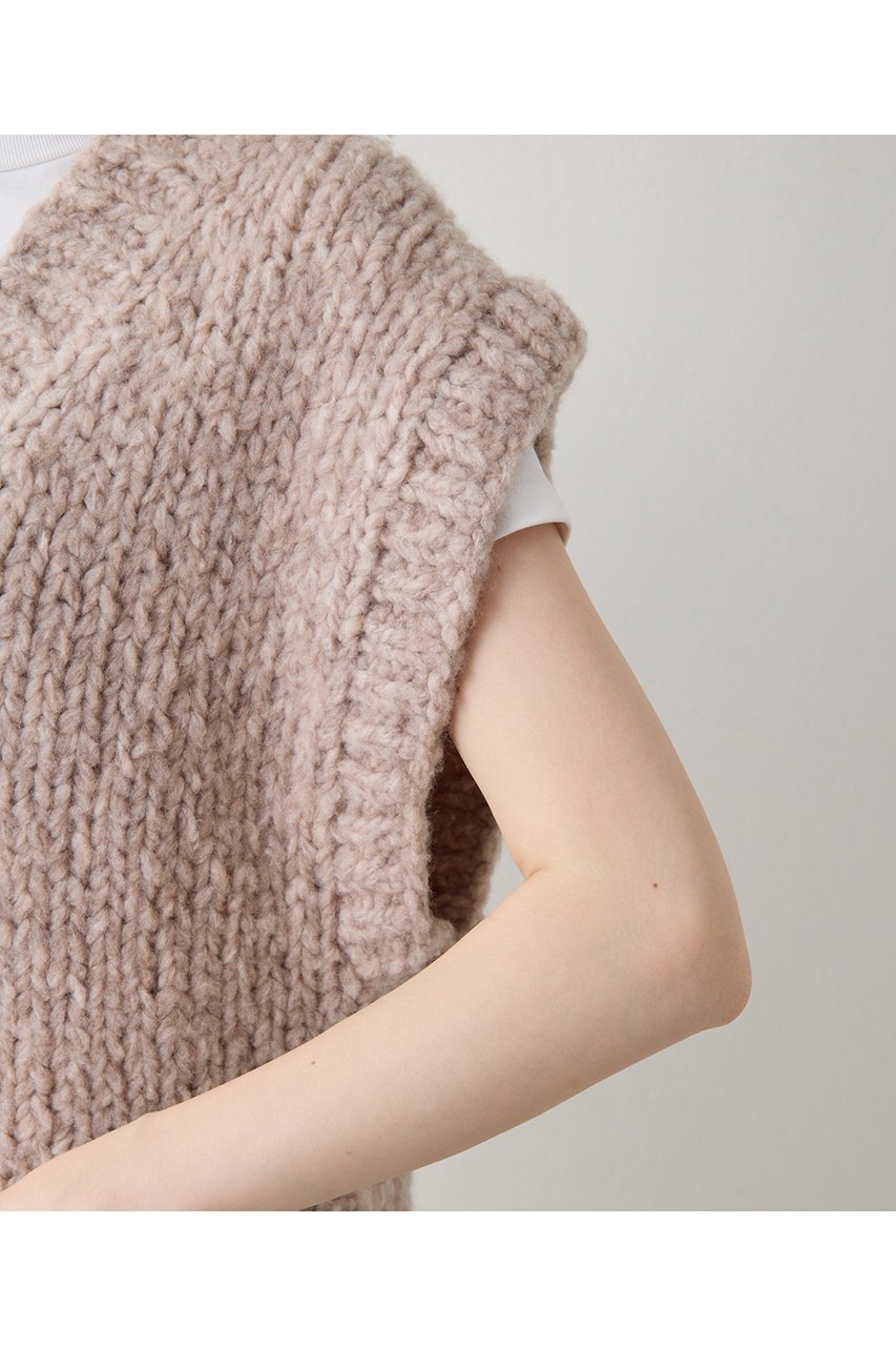 【ウィムガゼット/Whim Gazette】のハンドニットVプルオーバー 人気、トレンドファッション・服の通販 founy(ファニー) ファッション Fashion レディースファッション Fashion for Women トップス・カットソー Cut & Sew Tops ニット Knit Tops & Sweaters カジュアルプルオーバー・ニットトップス Pullovers & Knit Tops / Casual Pullovers 2025年 2025 2025-2026秋冬・A/W Autumn/Winter 2025–26 AW25–26 イタリア Italy カットソー Cut and Sewn Top ハンド Hand, Handmade ロング Long, Long-Length other-8|ID: prp329100004644473 ipo3291000000035857735