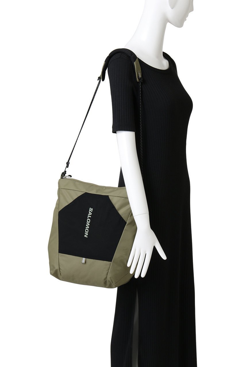 【サロモン/Salomon】のPACKABLE TOTE BAG 人気、トレンドファッション・服の通販 founy(ファニー) 　ファッション　Fashion　レディースファッション　Fashion for Women　バッグ　Bags　2025年　2025　2025-2026秋冬・A/W　Autumn/Winter 2025–26 AW25–26　ユニセックス　Unisex, Genderless　ポケット　Pocket, Pocket Detail　旅行　Travel　A/W・秋冬　Autumn/Winter　other-2|ID: prp329100004645382 ipo3291000000033526267
