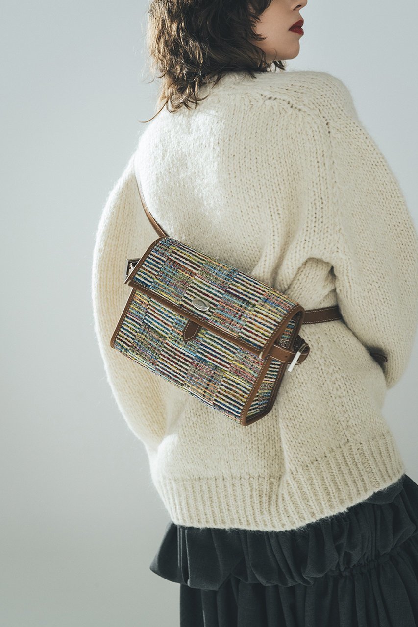 【ア ヴァケーション/A VACATION】のNICOLE ショルダーバッグ 人気、トレンドファッション・服の通販 founy(ファニー) 　ファッション　Fashion　レディースファッション　Fashion for Women　バッグ　Bags　2025年　2025　2025-2026秋冬・A/W　Autumn/Winter 2025–26 AW25–26　コンパクト　Compact, Small Size　ショルダー　Shoulder, Shoulder Strap　スクエア　Square, Square Shape　スマート　Smart, Elegant　フォルム　Silhouette, Form　フラップ　Flap, Flap Pocket　ポシェット　Pochette, Mini Bag　マグネット　Magnet, Magnetic Closure　ロング　Long, Long-Length　A/W・秋冬　Autumn/Winter　other-2|ID: prp329100004645384 ipo3291000000033526279