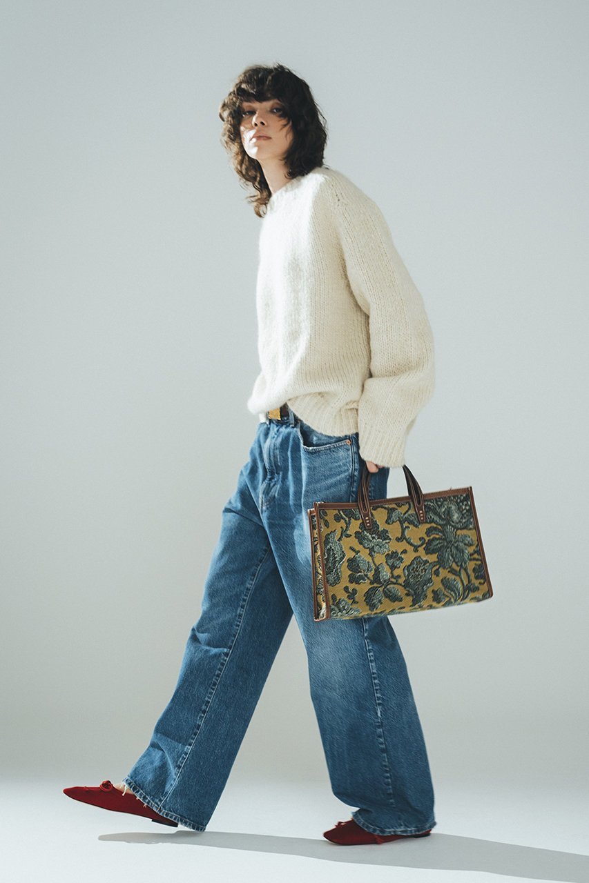 【ア ヴァケーション/A VACATION】のBREAD M トートバッグ 人気、トレンドファッション・服の通販 founy(ファニー) 　ファッション　Fashion　レディースファッション　Fashion for Women　バッグ　Bags　2025年　2025　2025-2026秋冬・A/W　Autumn/Winter 2025–26 AW25–26　ジャカード／ジャガード　Jacquard, Woven Pattern　ポーチ　Pouch, Small Case　A/W・秋冬　Autumn/Winter　other-2|ID: prp329100004645397 ipo3291000000033526388