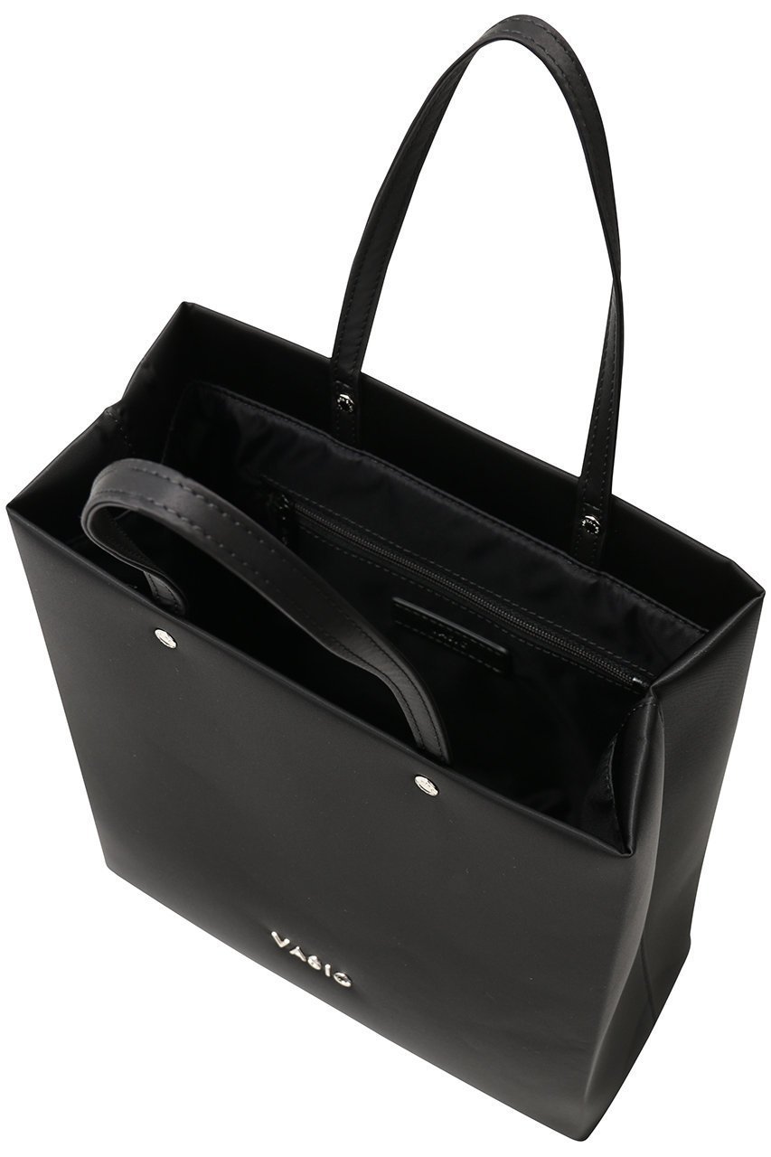 【ヴァジック/VASIC】のLume Mini ナイロントートバッグ 人気、トレンドファッション・服の通販 founy(ファニー) 　ファッション　Fashion　レディースファッション　Fashion for Women　バッグ　Bags　2025年　2025　2025-2026秋冬・A/W　Autumn/Winter 2025–26 AW25–26　サテン　Satin, Glossy Fabric　シルク　Silk, 100% Silk　シルバー　Silver, Metallic Silver　フォルム　Silhouette, Form　ペーパー　Paper, Kraft Paper　ポケット　Pocket, Pocket Detail　日本製　Made In Japan　A/W・秋冬　Autumn/Winter　軽量　Lightweight, Ultra Light　other-5|ID: prp329100004645404 ipo3291000000033526439