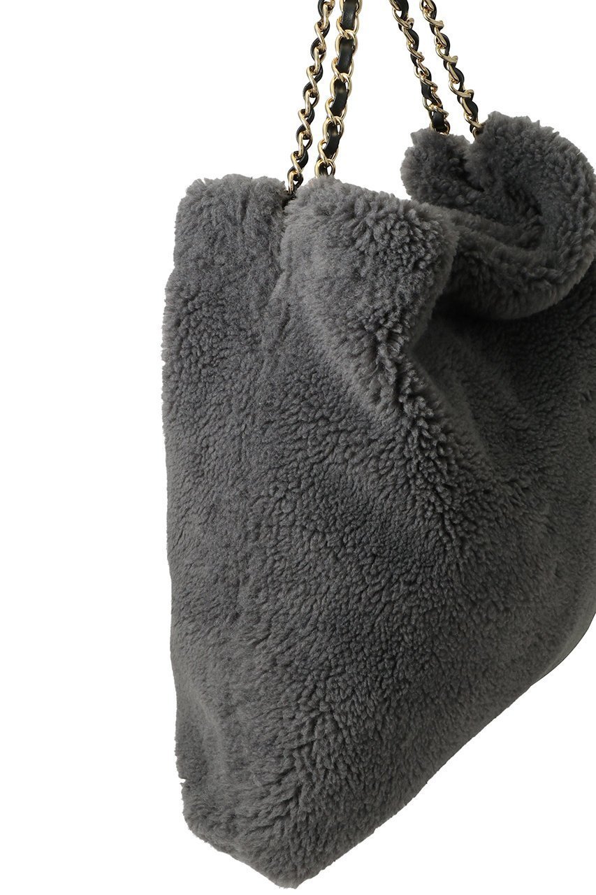 【ヴィオラドーロ/VIOLAd'ORO】のELMO フェイクムートンチェーンショルダートート L 人気、トレンドファッション・服の通販 founy(ファニー) 　ファッション　Fashion　レディースファッション　Fashion for Women　バッグ　Bags　2025年　2025　2025-2026秋冬・A/W　Autumn/Winter 2025–26 AW25–26　チェーン　Chain, Chain Strap　エレガント 上品　Elegant　A/W・秋冬　Autumn/Winter　other-5|ID: prp329100004645418 ipo3291000000033526548