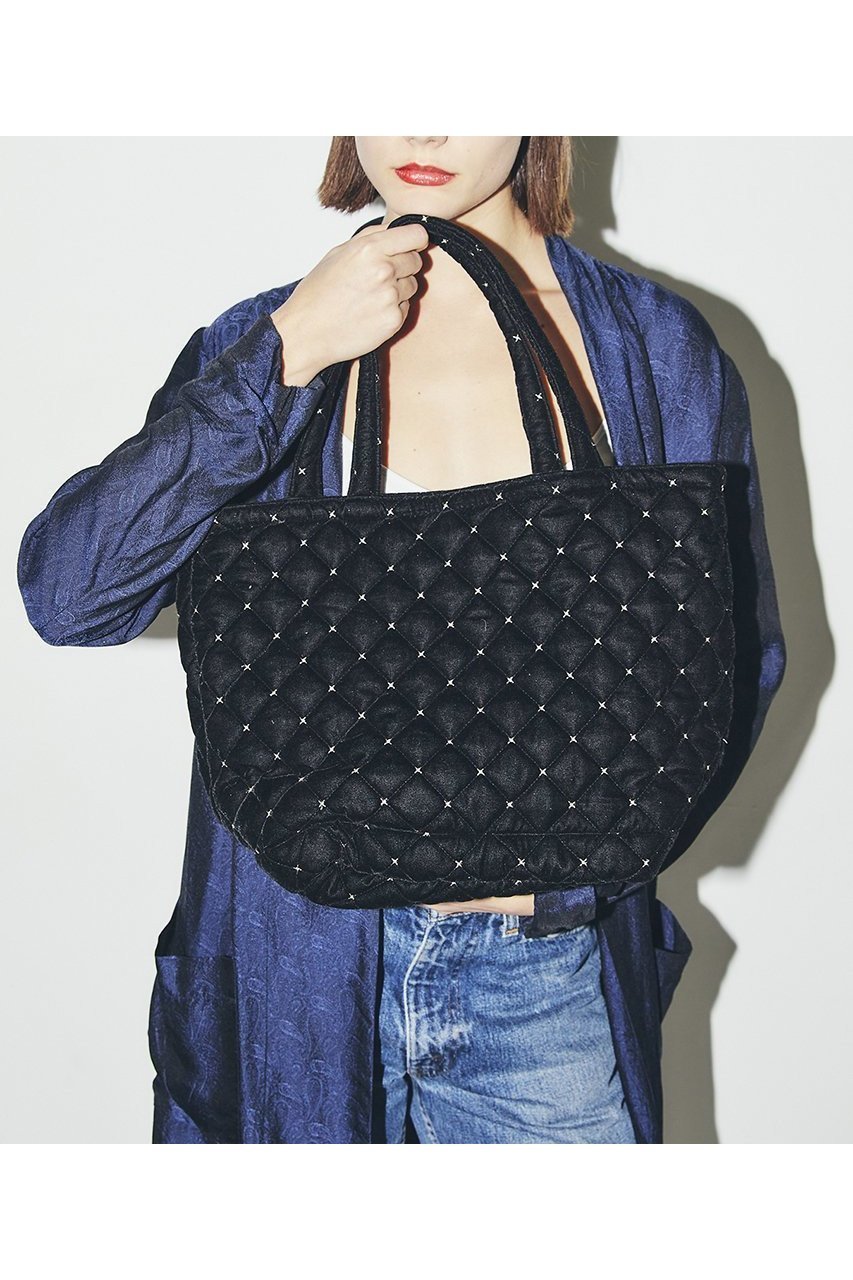 【マリュス/MALUS】のベルベット キルティング トートバッグ 人気、トレンドファッション・服の通販 founy(ファニー) 　ファッション　Fashion　レディースファッション　Fashion for Women　バッグ　Bags　2025年　2025　2025-2026秋冬・A/W　Autumn/Winter 2025–26 AW25–26　キルティング　Quilted, Quilting　クッション　Cushion, Throw Pillow　ベルベット　Velvet, Velvety　エレガント 上品　Elegant　再入荷　Restock / Back in Stock　A/W・秋冬　Autumn/Winter　other-2|ID: prp329100004645424 ipo3291000000033526583