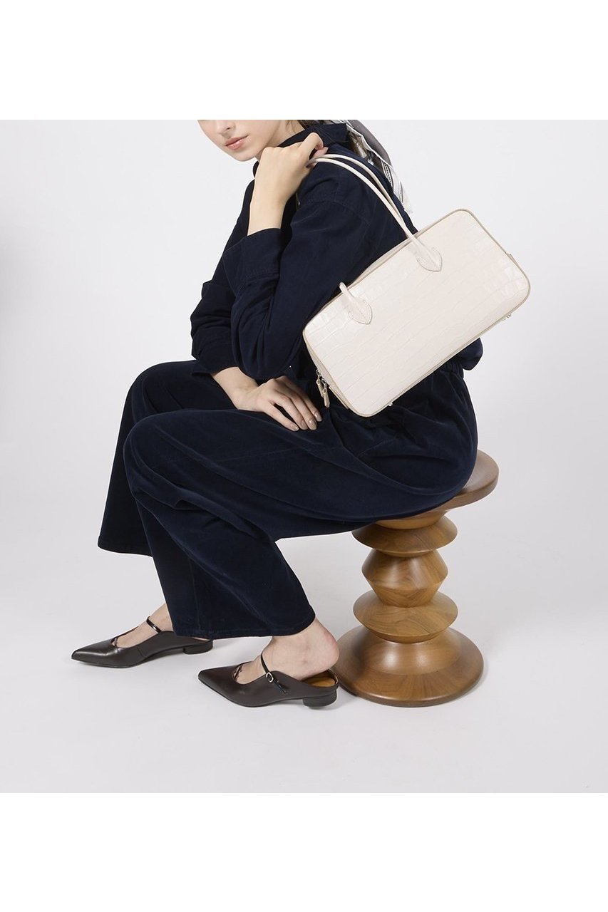 【メゾンカナウ/MAISON CANAU】の【ELLE SHOP限定】CROCO EW BOX-BOSTON 人気、トレンドファッション・服の通販 founy(ファニー) 　ファッション　Fashion　レディースファッション　Fashion for Women　バッグ　Bags　2025年　2025　2025-2026秋冬・A/W　Autumn/Winter 2025–26 AW25–26　アクリル　Acrylic Material　インナー　Innerwear　クロコ　Crocodile, Croc Embossed　コーティング　Coating, Coated Finish　スペシャル　Special, Limited Edition　ダブル　Double, Double-Breasted　フォルム　Silhouette, Form　ボストン　Boston　ボストンバッグ　Boston Bag, Retro Bag　エレガント 上品　Elegant　再入荷　Restock / Back in Stock　定番　Standard, Basic Item　A/W・秋冬　Autumn/Winter　財布　Wallet, Purse　other-8|ID: prp329100004645425 ipo3291000000033526604