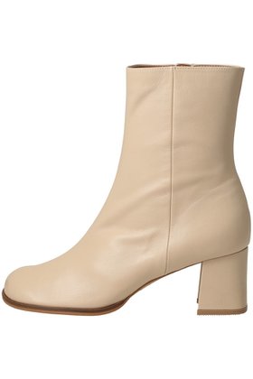 【ヒューン/HEWN】のアンクルブーツ 人気、トレンドファッション・服の通販 founy(ファニー) ファッション Fashion レディースファッション Fashion for Women アンクル Ankle-Length Design ショート Short, Short Length フォルム Silhouette, Form ブロック Block, Solid Block Pattern 定番 Standard, Basic Item |ID:prp329100004645460