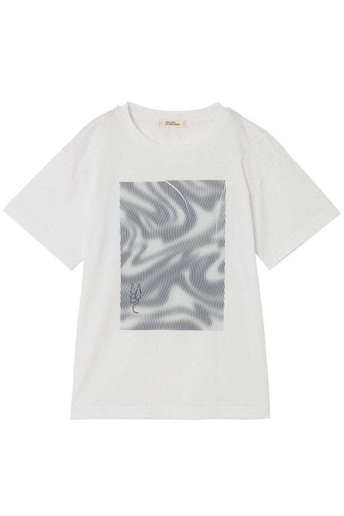 【ミラ ショーン バイ チカ キサダ/mila schon by chika kisada】のMBYCグラフィック Tシャツ インテリア・キッズ・メンズ・レディースファッション・服の通販 founy(ファニー) https://founy.com/ ファッション Fashion レディースファッション Fashion for Women トップス・カットソー Cut & Sew Tops シャツ・ブラウス・オフィスカジュアル Elegant Blouses & Button-Ups ロングTシャツ・Tシャツ Longline T-Shirts & Tees カットソー・ベーシックTシャツ Cut-and-Sewn Tops / Stretch Tees & Basics なめらか Smooth, Silky Texture インナー Innerwear グラフィック Graphic, Graphic Design ショート Short, Short Length スリーブ Sleeve, Long Sleeve / Short Sleeve |ID: prp329100004645486 ipo3291000000036133457