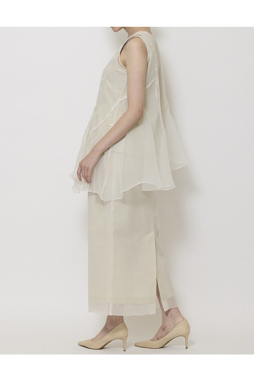 【ミラ ショーン バイ チカ キサダ/mila schon by chika kisada】のアシンメトリー オーガンジーブラウス 人気、トレンドファッション・服の通販 founy(ファニー) 　ファッション　Fashion　レディースファッション　Fashion for Women　トップス・カットソー　Cut & Sew Tops　キャミソール&ノースリーブ　Camisoles & Sleeveless Tops　シャツ・ブラウス・オフィスカジュアル　Elegant Blouses & Button-Ups　2025年　2025　2025-2026秋冬・A/W　Autumn/Winter 2025–26 AW25–26　おすすめ　Recommended / Our Picks　アシンメトリー　Asymmetrical Style　オーガンジー　Organza Fabric　セットアップ　Set-Up, Coordinated Outfit　タフタ　Taffeta, Structured Fabric　ノースリーブ　Sleeveless, No-Sleeve　A/W・秋冬　Autumn/Winter　other-6|ID: prp329100004645506 ipo3291000000033527235
