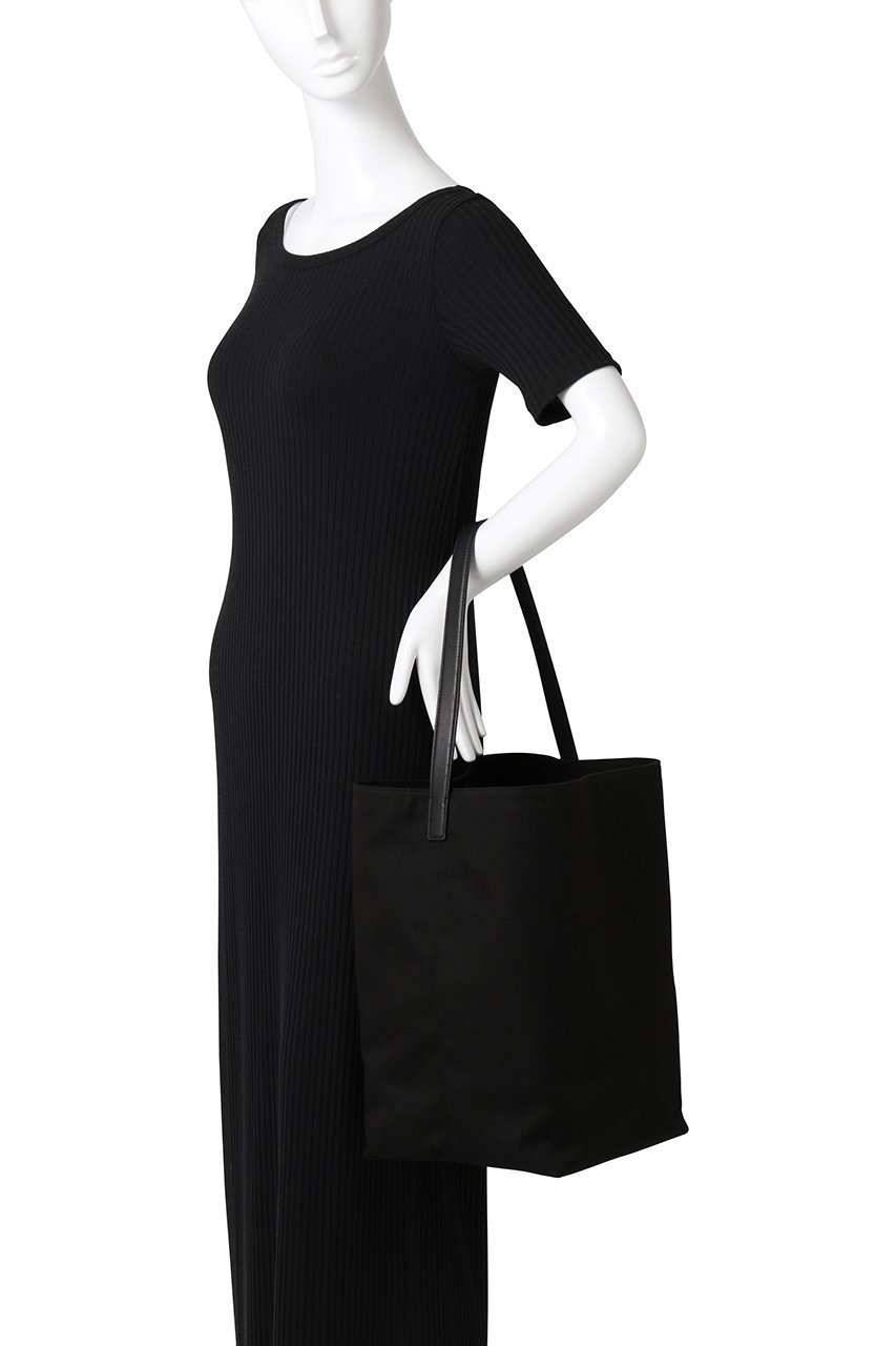 【ザ ロウ/THE ROW】のLARGE N/S PARK TOTE 人気、トレンドファッション・服の通販 founy(ファニー) 　ファッション　Fashion　レディースファッション　Fashion for Women　バッグ　Bags　2025年　2025　2025-2026秋冬・A/W　Autumn/Winter 2025–26 AW25–26　ユニセックス　Unisex, Genderless　キャンバス　Canvas, Canvas Fabric　バランス　Balance, Style Balance　ポーチ　Pouch, Small Case　人気　Popular, Best Seller　A/W・秋冬　Autumn/Winter　雑誌　Magazine, Fashion Magazine　other-2|ID: prp329100004646671 ipo3291000000033540528