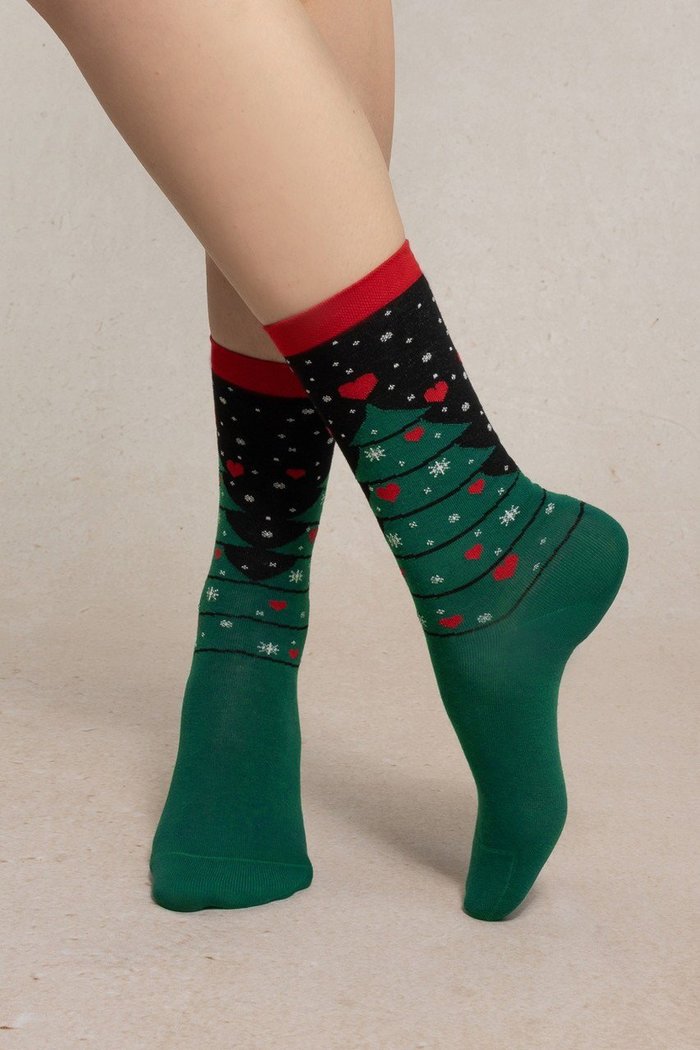 【ブルーフォレ/BLEUFORET】の6584 クリスマスツリーソックス インテリア・キッズ・メンズ・レディースファッション・服の通販 founy(ファニー) https://founy.com/ ファッション Fashion レディースファッション Fashion for Women ソックス&靴下 Socks & Hosiery レッグウェア・ストッキング Legwear & Hosiery 2025年 2025 2025-2026秋冬・A/W Autumn/Winter 2025–26 AW25–26 ギフト プレゼント Gift / Present クリスマス X'mas Christmas / X'mas シンプル Simple, Minimal ソックス Socks, Hosiery モチーフ Motif, Design Theme A/W・秋冬 Autumn/Winter |ID: prp329100004646687 ipo3291000000033540633