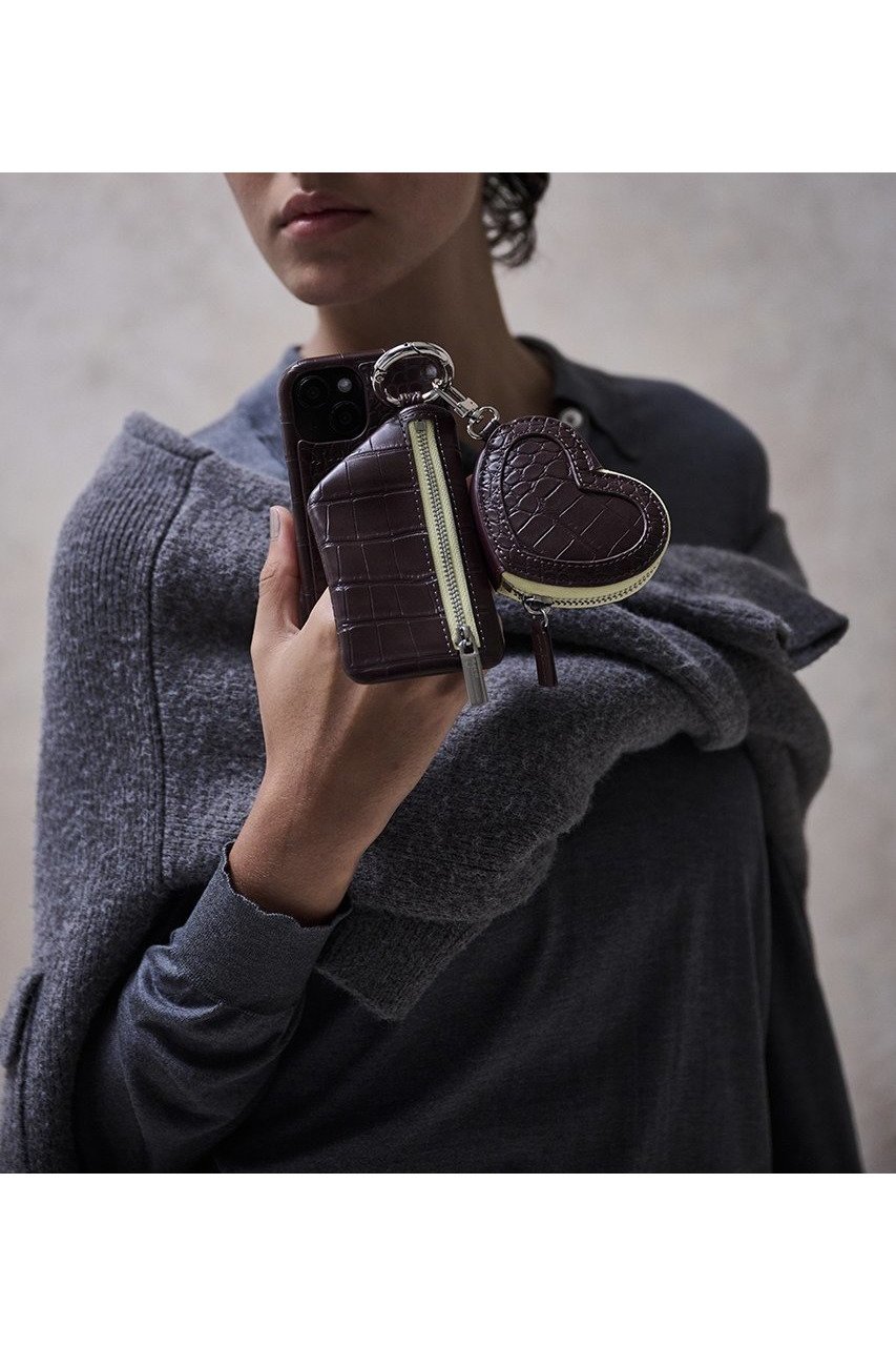 【エジュー/ajew】の【8/25 8:00販売開始】ajew croco heart pouch 人気、トレンドファッション・服の通販 founy(ファニー) 　ファッション　Fashion　レディースファッション　Fashion for Women　ポーチ&ミニバッグ　Pouches & Mini Bags　2025年　2025　2025-2026秋冬・A/W　Autumn/Winter 2025–26 AW25–26　アクセサリー　Fashion Accessories　クロコ　Crocodile, Croc Embossed　シルバー　Silver, Metallic Silver　スマホケース　Smartphone Case　ポーチ　Pouch, Small Case　A/W・秋冬　Autumn/Winter　other-7|ID: prp329100004646693 ipo3291000000033540675