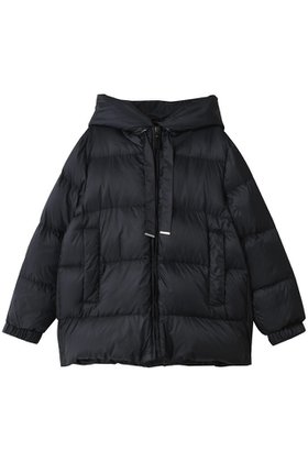 【マックスマーラ/Max Mara】の【Max Mara The Cube】SEIA キルティング ダウンジャケット 人気、トレンドファッション・服の通販 founy(ファニー) ファッション Fashion レディースファッション Fashion for Women アウター Coat / Outerwear Collection コート・ロングコート・ピーコート Long Coats, Peacoats & More レディースジャケット・軽アウター Jackets 2025年 2025 2025-2026秋冬・A/W Autumn/Winter 2025–26 AW25–26 キルティング Quilted, Quilting シンプル Simple, Minimal ジャケット Jacket, Outerwear ダウン Down, Puffer バランス Balance, Style Balance エレガント 上品 Elegant A/W・秋冬 Autumn/Winter |ID:prp329100004646721