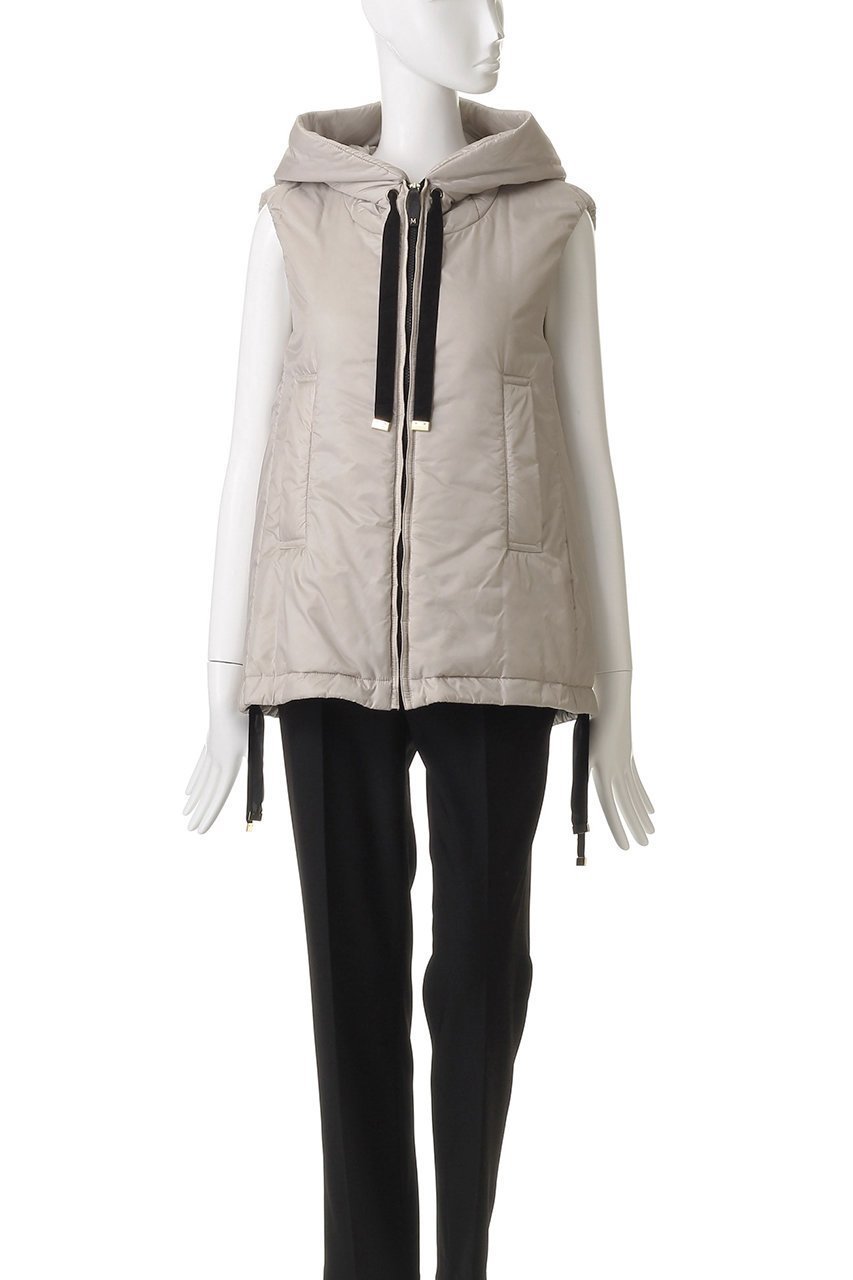 【マックスマーラ/Max Mara】の【Max Mara The Cube】GREENGO ノースリーブパファージャケット 人気、トレンドファッション・服の通販 founy(ファニー) 　ファッション　Fashion　レディースファッション　Fashion for Women　アウター　Coat / Outerwear Collection　レディースジャケット・軽アウター　Jackets　2025年　2025　2025-2026秋冬・A/W　Autumn/Winter 2025–26 AW25–26　ジャケット　Jacket, Outerwear　フェミニン　Feminine, Girly　ベスト　Vest, Waistcoat　リュクス　Luxury, Elegant, High-End, Chic　冬　Winter / This Winter　A/W・秋冬　Autumn/Winter　other-2|ID: prp329100004646727 ipo3291000000033540988