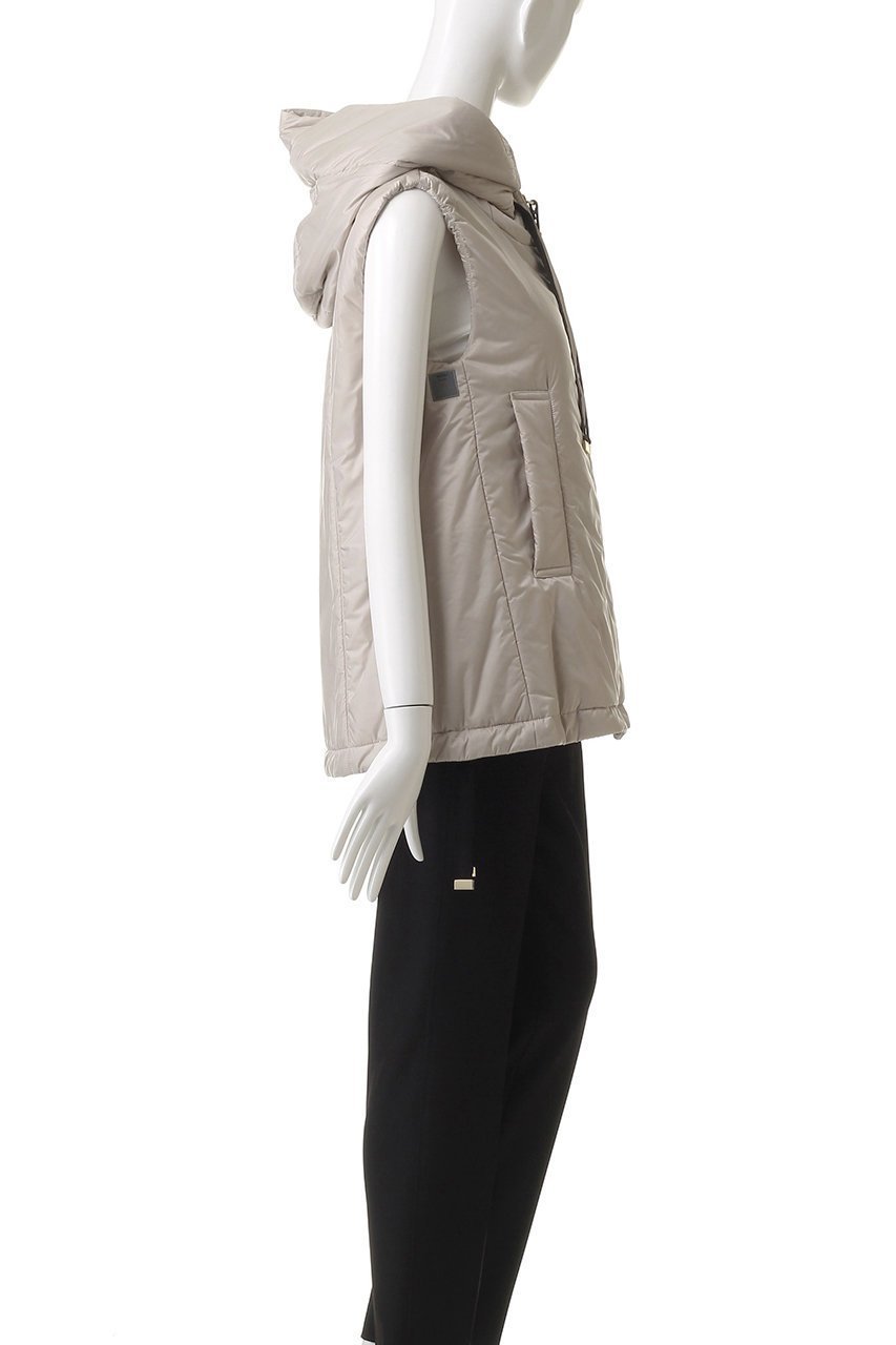 【マックスマーラ/Max Mara】の【Max Mara The Cube】GREENGO ノースリーブパファージャケット 人気、トレンドファッション・服の通販 founy(ファニー) 　ファッション　Fashion　レディースファッション　Fashion for Women　アウター　Coat / Outerwear Collection　レディースジャケット・軽アウター　Jackets　2025年　2025　2025-2026秋冬・A/W　Autumn/Winter 2025–26 AW25–26　ジャケット　Jacket, Outerwear　フェミニン　Feminine, Girly　ベスト　Vest, Waistcoat　リュクス　Luxury, Elegant, High-End, Chic　冬　Winter / This Winter　A/W・秋冬　Autumn/Winter　other-3|ID: prp329100004646727 ipo3291000000033540990