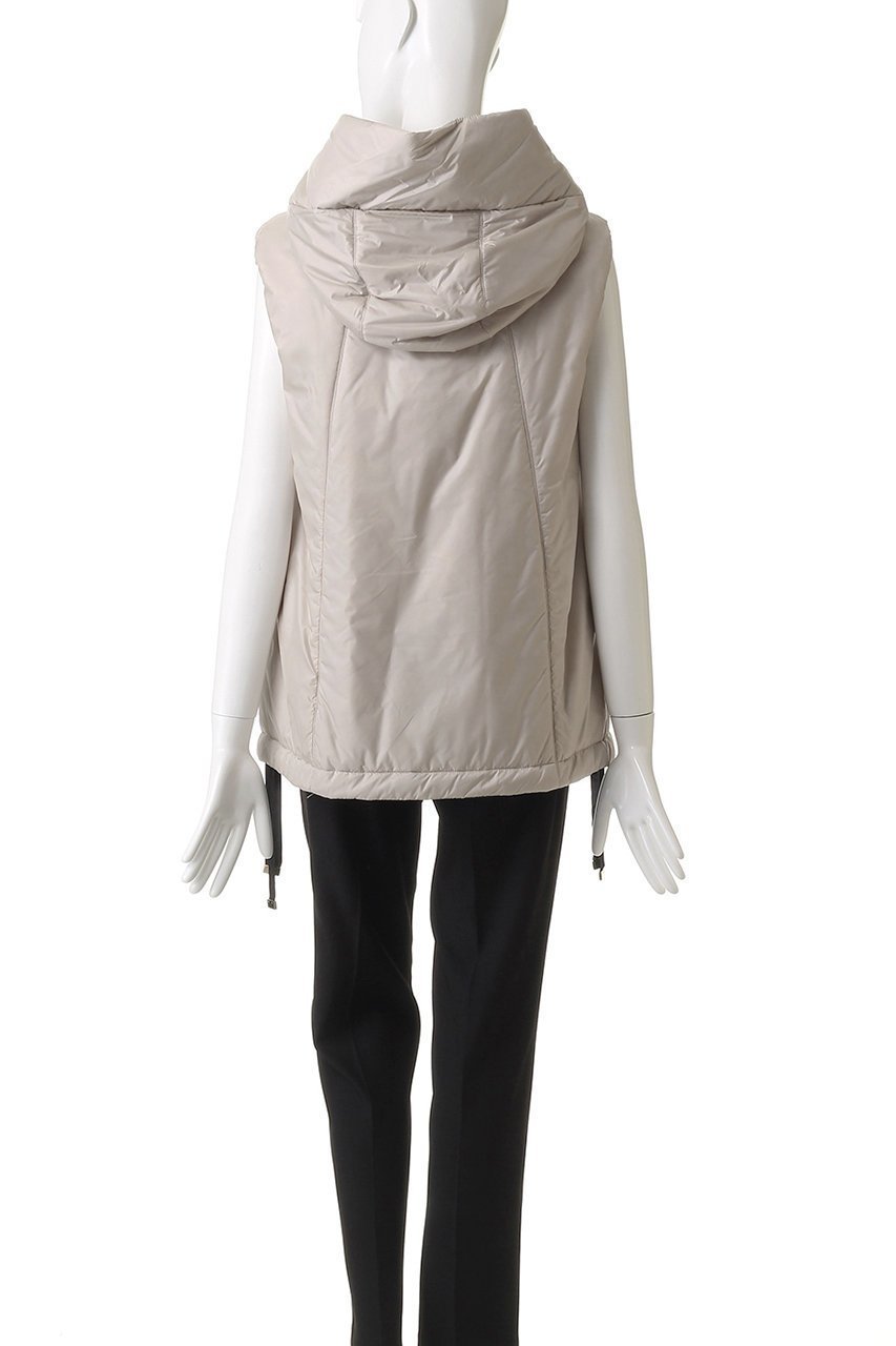 【マックスマーラ/Max Mara】の【Max Mara The Cube】GREENGO ノースリーブパファージャケット 人気、トレンドファッション・服の通販 founy(ファニー) 　ファッション　Fashion　レディースファッション　Fashion for Women　アウター　Coat / Outerwear Collection　レディースジャケット・軽アウター　Jackets　2025年　2025　2025-2026秋冬・A/W　Autumn/Winter 2025–26 AW25–26　ジャケット　Jacket, Outerwear　フェミニン　Feminine, Girly　ベスト　Vest, Waistcoat　リュクス　Luxury, Elegant, High-End, Chic　冬　Winter / This Winter　A/W・秋冬　Autumn/Winter　other-4|ID: prp329100004646727 ipo3291000000033540991