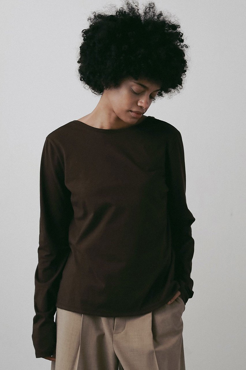 【ハー/HER.】の【8/28 12:00販売開始】ニュアンスロングTシャツ 人気、トレンドファッション・服の通販 founy(ファニー) 　ファッション　Fashion　レディースファッション　Fashion for Women　トップス・カットソー　Cut & Sew Tops　シャツ・ブラウス・オフィスカジュアル　Elegant Blouses & Button-Ups　ロングTシャツ・Tシャツ　Longline T-Shirts & Tees　カットソー・ベーシックTシャツ　Cut-and-Sewn Tops / Stretch Tees & Basics　2025年　2025　2025-2026秋冬・A/W　Autumn/Winter 2025–26 AW25–26　ショート　Short, Short Length　シンプル　Simple, Minimal　スリーブ　Sleeve, Long Sleeve / Short Sleeve　ロング　Long, Long-Length　A/W・秋冬　Autumn/Winter　other-3|ID: prp329100004648543 ipo3291000000033562529