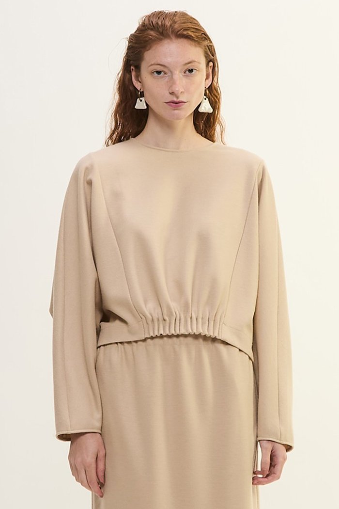 【プレインピープル/PLAIN PEOPLE】のダンボールジャージ/ミルドジャージゴムタックドルマンプルオーバー インテリア・キッズ・メンズ・レディースファッション・服の通販 founy(ファニー) https://founy.com/ ファッション Fashion レディースファッション Fashion for Women トップス・カットソー Cut & Sew Tops シャツ・ブラウス・オフィスカジュアル Elegant Blouses & Button-Ups ロングTシャツ・Tシャツ Longline T-Shirts & Tees カジュアルプルオーバー・ニットトップス Pullovers & Knit Tops / Casual Pullovers カットソー・ベーシックTシャツ Cut-and-Sewn Tops / Stretch Tees & Basics なめらか Smooth, Silky Texture ストレート Straight, Straight Cut スリーブ Sleeve, Long Sleeve / Short Sleeve セットアップ Set-Up, Coordinated Outfit フォルム Silhouette, Form ボトム Bottoms, Lower Wear ロング Long, Long-Length ワイド Wide, Wide Fit 再入荷 Restock / Back in Stock |ID: prp329100004649095 ipo3291000000035625668