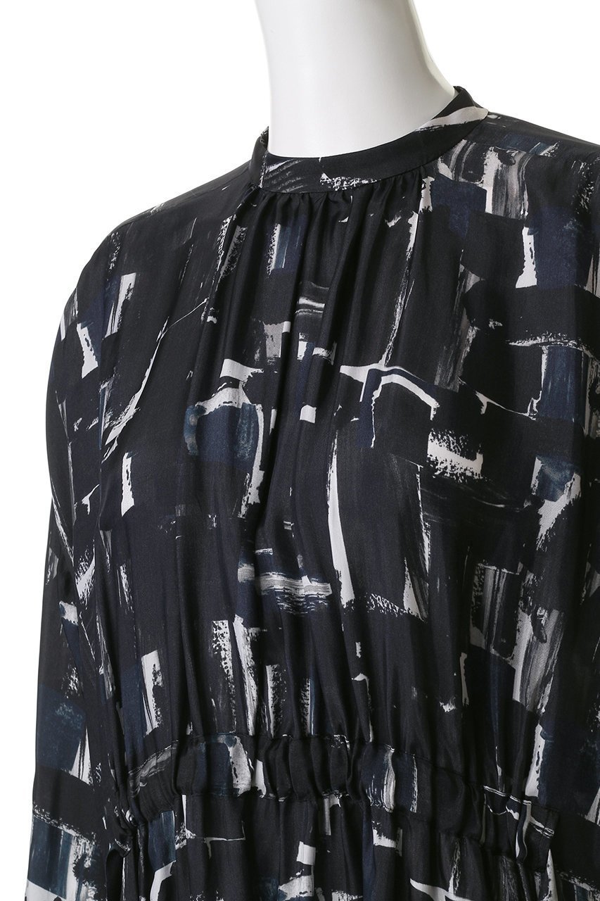【サクラ/SACRA】のブラッシュペインティングワンピース 人気、トレンドファッション・服の通販 founy(ファニー) 　ファッション　Fashion　レディースファッション　Fashion for Women　ワンピース　Dresses　チュニック　Tunic Tops & Dresses　2025年　2025　2025-2026秋冬・A/W　Autumn/Winter 2025–26 AW25–26　チュニック　Tunic, Long Top　ドレープ　Drape, Draping Fabric　プリント　Print, Printed Pattern　リボン　Ribbon, Bow　ロング　Long, Long-Length　エレガント 上品　Elegant　A/W・秋冬　Autumn/Winter　other-5|ID: prp329100004649105 ipo3291000000033575904