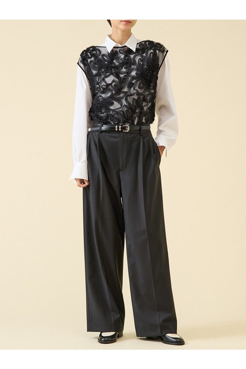 【マルティニーク/martinique】のテープ刺繍ブラウス 人気、トレンドファッション・服の通販 founy(ファニー) 　ファッション　Fashion　レディースファッション　Fashion for Women　トップス・カットソー　Cut & Sew Tops　キャミソール&ノースリーブ　Camisoles & Sleeveless Tops　シャツ・ブラウス・オフィスカジュアル　Elegant Blouses & Button-Ups　2025年　2025　2025-2026秋冬・A/W　Autumn/Winter 2025–26 AW25–26　おすすめ　Recommended / Our Picks　キャミソール　Camisole, Spaghetti Strap Top　シフォン　Chiffon, Lightweight Fabric　スペシャル　Special, Limited Edition　セットアップ　Set-Up, Coordinated Outfit　タートル　Turtleneck, Turtle Collar　ノースリーブ　Sleeveless, No-Sleeve　ボタニカル　Botanical, Floral Pattern　A/W・秋冬　Autumn/Winter　結婚式　Wedding　other-4|ID: prp329100004649130 ipo3291000000033576090