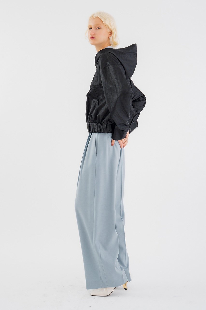 【スタニングルアー/STUNNING LURE】の【Waltz】サテンクロップドフーディ 人気、トレンドファッション・服の通販 founy(ファニー) 　ファッション　Fashion　レディースファッション　Fashion for Women　トップス・カットソー　Cut & Sew Tops　シャツ・ブラウス・オフィスカジュアル　Elegant Blouses & Button-Ups　エレガント 上品　Elegant　サテン　Satin, Glossy Fabric　スポーティ　Sporty, Casual Athletic　スリーブ　Sleeve, Long Sleeve / Short Sleeve　バランス　Balance, Style Balance　フロント　Front, Front Design　ポケット　Pocket, Pocket Detail　リラックス　Relax, Relaxed Fit　ロング　Long, Long-Length　再入荷　Restock / Back in Stock　other-7|ID: prp329100004649132 ipo3291000000034091448