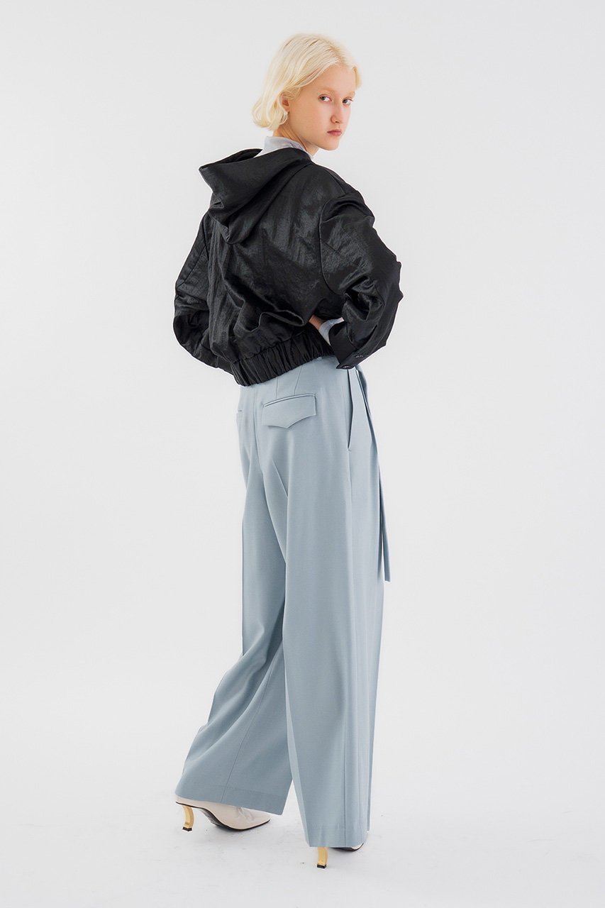 【スタニングルアー/STUNNING LURE】の【Waltz】サテンクロップドフーディ 人気、トレンドファッション・服の通販 founy(ファニー) 　ファッション　Fashion　レディースファッション　Fashion for Women　トップス・カットソー　Cut & Sew Tops　シャツ・ブラウス・オフィスカジュアル　Elegant Blouses & Button-Ups　エレガント 上品　Elegant　サテン　Satin, Glossy Fabric　スポーティ　Sporty, Casual Athletic　スリーブ　Sleeve, Long Sleeve / Short Sleeve　バランス　Balance, Style Balance　フロント　Front, Front Design　ポケット　Pocket, Pocket Detail　リラックス　Relax, Relaxed Fit　ロング　Long, Long-Length　再入荷　Restock / Back in Stock　other-8|ID: prp329100004649132 ipo3291000000034091449