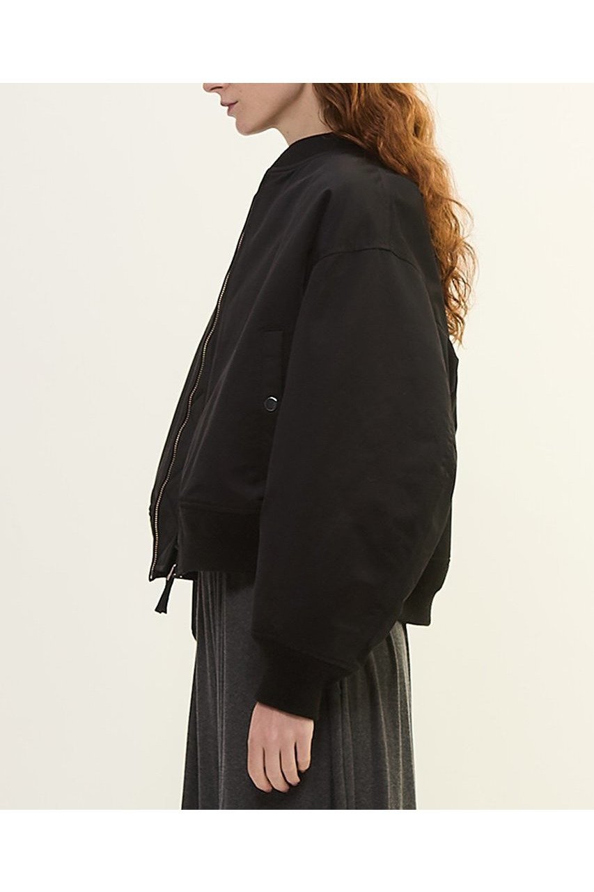 【プレインピープル/PLAIN PEOPLE】のリサイクルナイロンMA-1ブルゾン 人気、トレンドファッション・服の通販 founy(ファニー) 　ファッション　Fashion　レディースファッション　Fashion for Women　アウター　Coat / Outerwear Collection　レディースジャケット・軽アウター　Jackets　ブルゾンジャケット・スポーティアウター　Blouson Jackets　MA-1ジャケット　MA-1 Bomber Jackets / Flight Jackets　2025年　2025　2025-2026秋冬・A/W　Autumn/Winter 2025–26 AW25–26　ジャケット　Jacket, Outerwear　フォルム　Silhouette, Form　ブルゾン　Blouson, Bomber Jacket　ベーシック　Basic, Essential　ヴィンテージ　Vintage Style　A/W・秋冬　Autumn/Winter　other-2|ID: prp329100004649141 ipo3291000000033576186