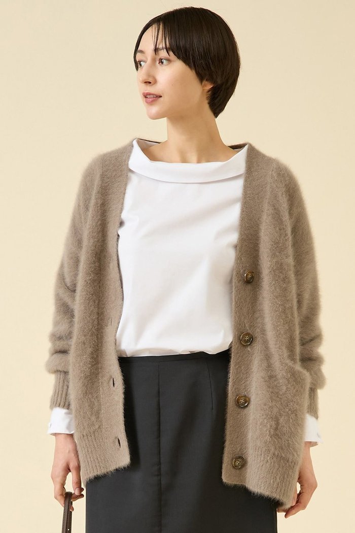 【マルティニーク/martinique】の《定番》FOXファーカーディガン インテリア・キッズ・メンズ・レディースファッション・服の通販 founy(ファニー) https://founy.com/ ファッション Fashion レディースファッション Fashion for Women トップス・カットソー Cut & Sew Tops ニット Knit Tops & Sweaters カーディガン・羽織り Layered Style Cardigans おすすめ Recommended / Our Picks アンゴラ Angora Knitwear カットソー Cut and Sewn Top カーディガン Cardigan, Knitwear シアー Sheer, See-Through 定番 Standard, Basic Item |ID: prp329100004649154 ipo3291000000036004456