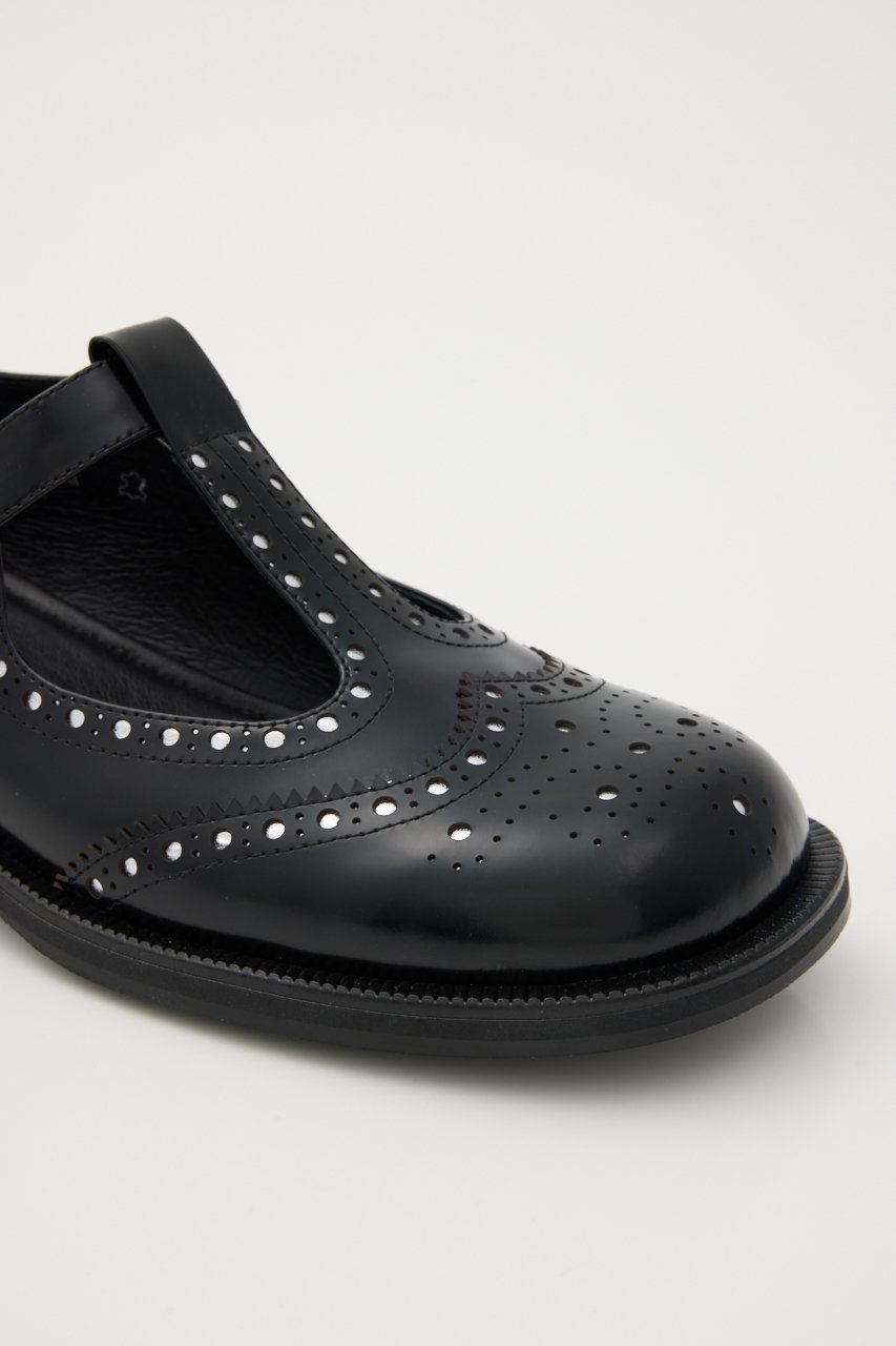 【スタッカート/STACCATO】のTストラップマニッシュシューズ 人気、トレンドファッション・服の通販 founy(ファニー) 　ファッション　Fashion　レディースファッション　Fashion for Women　シュシュ&ヘアアクセ/ヘアアレンジ　Scrunchies & Hair Accessories　2025年　2025　2025-2026秋冬・A/W　Autumn/Winter 2025–26 AW25–26　シューズ　Shoes, Footwear　シルバー　Silver, Metallic Silver　ソックス　Socks, Hosiery　タイツ　Tights, Legwear　フェミニン　Feminine, Girly　フラット　Flat, Flat Shoes　ラップ　Wrap, Wrap Design　A/W・秋冬　Autumn/Winter　other-6|ID: prp329100004649853 ipo3291000000033589626
