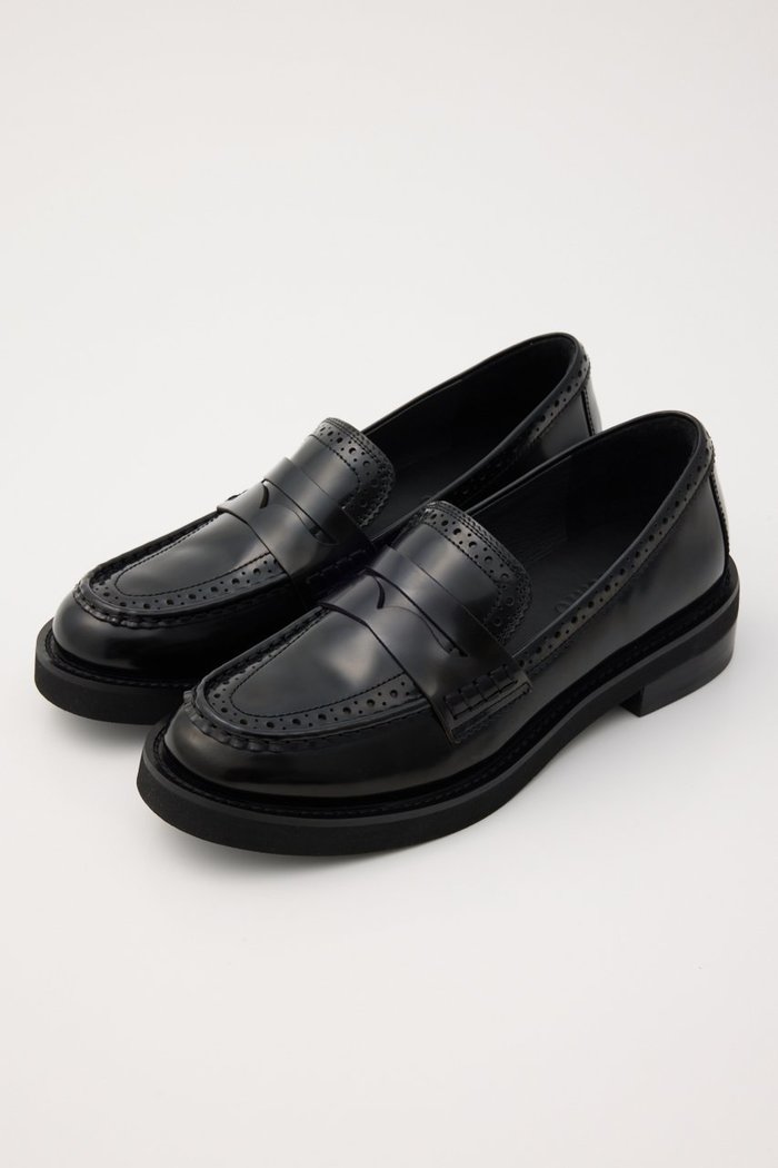 【スタッカート/STACCATO】のアースティピカルローファー インテリア・キッズ・メンズ・レディースファッション・服の通販 founy(ファニー) https://founy.com/ ファッション Fashion レディースファッション Fashion for Women 2025年 2025 2025-2026秋冬・A/W Autumn/Winter 2025–26 AW25–26 シューズ Shoes, Footwear シンプル Simple, Minimal フラット Flat, Flat Shoes 定番 Standard, Basic Item A/W・秋冬 Autumn/Winter |ID: prp329100004649854 ipo3291000000033589629