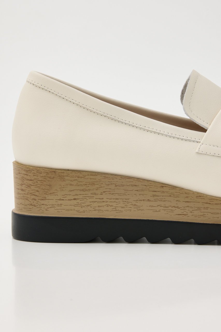 【スタッカート/STACCATO】のモードチェーンプラットフォーム 人気、トレンドファッション・服の通販 founy(ファニー) 　ファッション　Fashion　レディースファッション　Fashion for Women　おすすめ　Recommended / Our Picks　ウェッジ　Wedge Heels　ウッド　Wooden Design　クラシカル　Classical, Vintage-Inspired　シューズ　Shoes, Footwear　チェーン　Chain, Chain Strap　モダン　Modern, Contemporary　モノトーン　Monotone, Black and White　厚底　Platform Shoes　定番　Standard, Basic Item　新作・新入荷　New Arrivals / New In　other-5|ID: prp329100004649859 ipo3291000000033589695